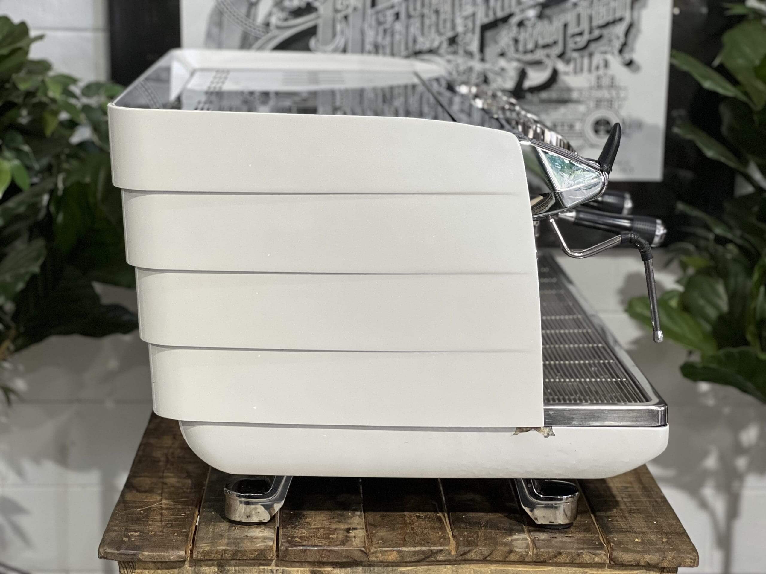 Victoria Arduino White Eagle Digit - 3 Group Commercial Espresso Machine - White