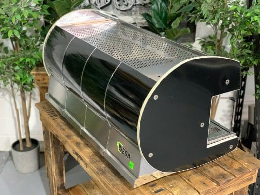 Wega Concept 3 Group Black with Black Splash Back - 511