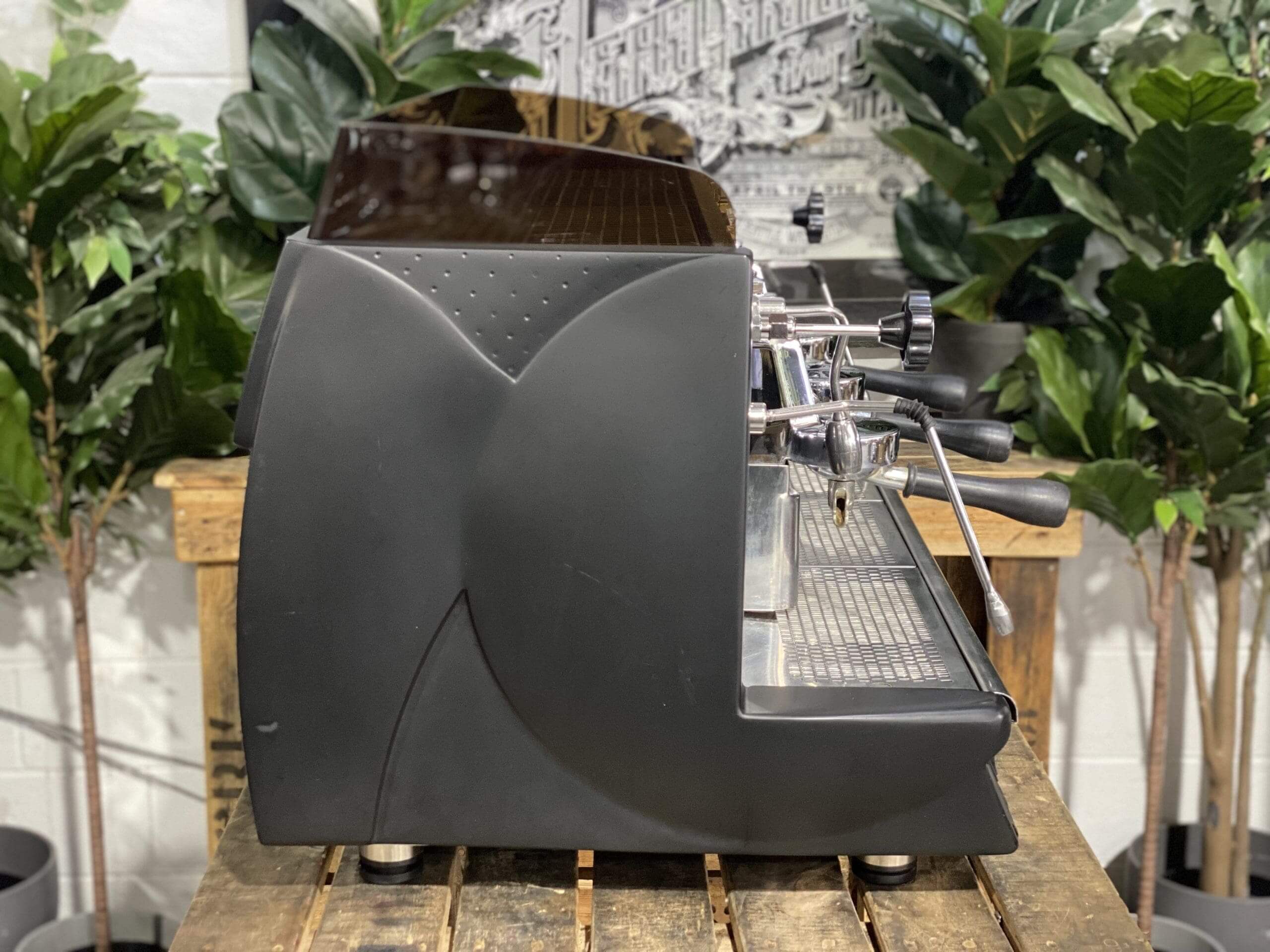 Wega Vela Vintage - 3 Group Commercial Espresso Machine - Black