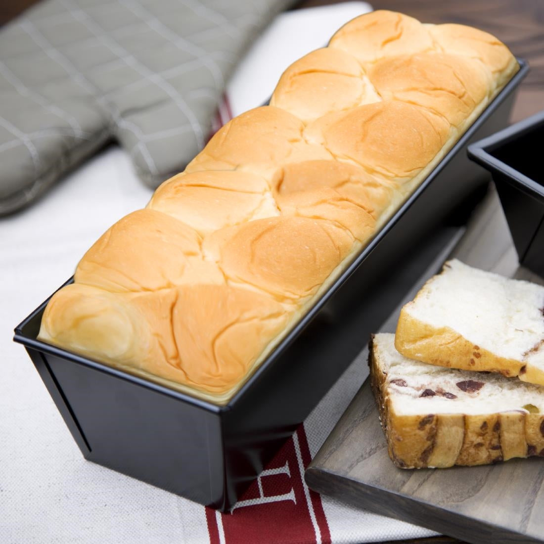 Vogue Non-Stick Loaf Tin 300mm - GD004