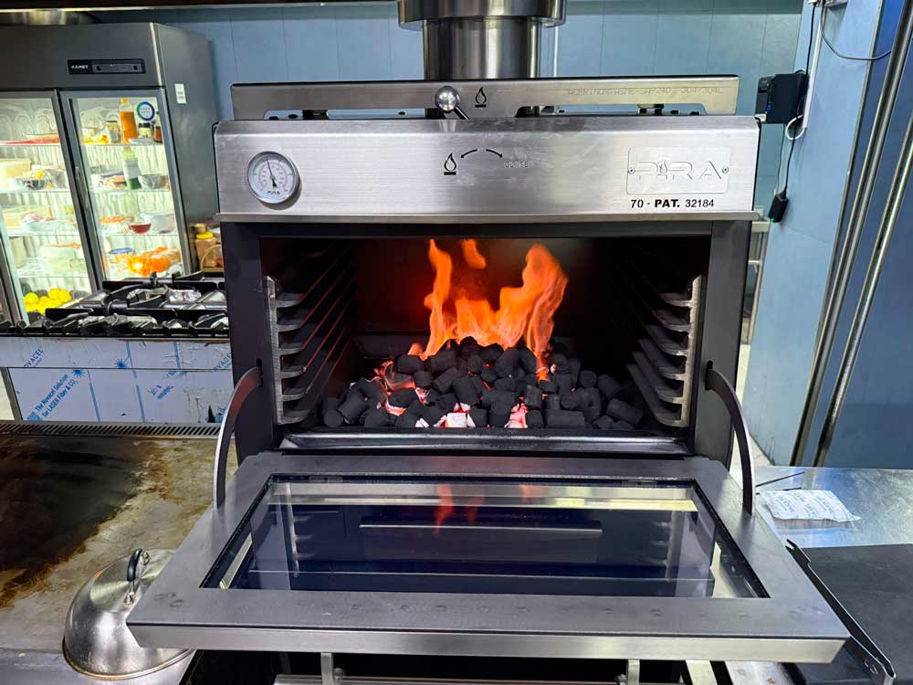 Pira 70 Lux AB Charcoal Oven - 450.102