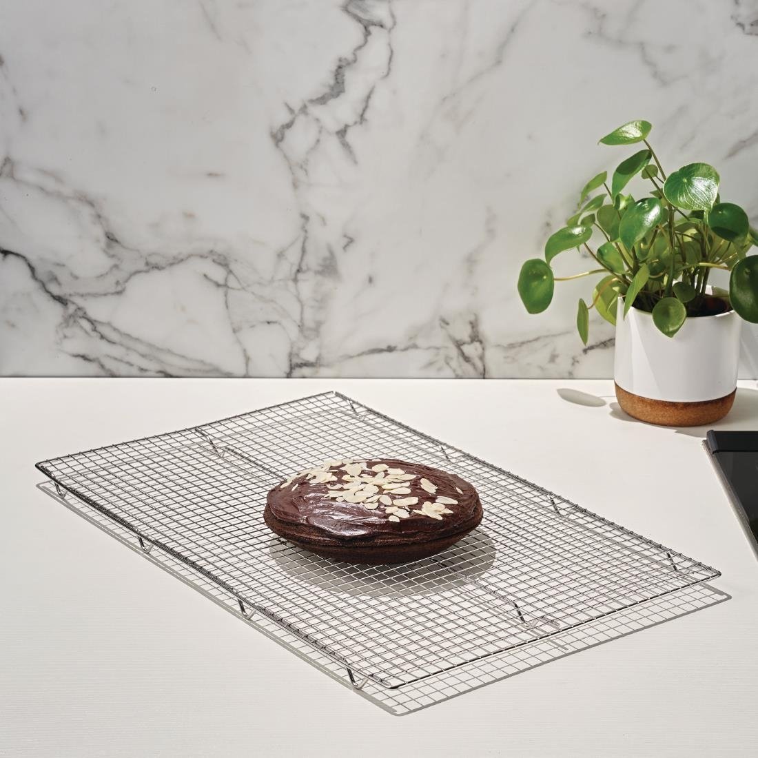 Vogue Heavy Duty Cake Cooling Rack - J811