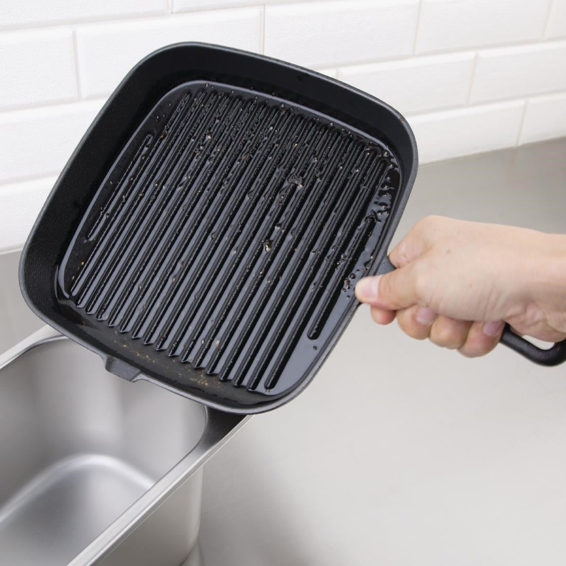Vogue Square Cast Iron Ribbed Skillet Pan - M653