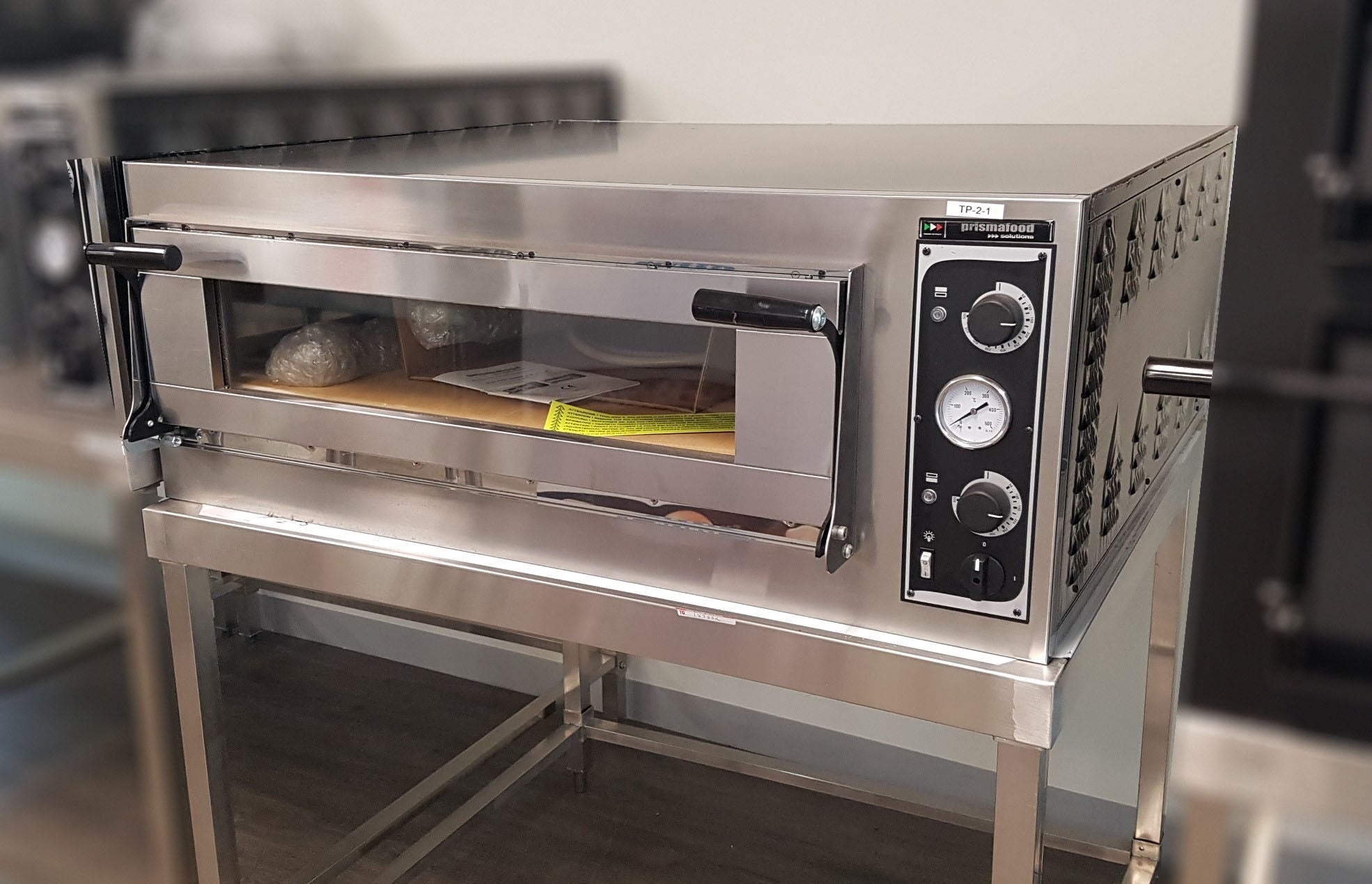 BakerMAX Prisma Food Pizza Ovens Single Deck 4 X 40cm TP-2-1
