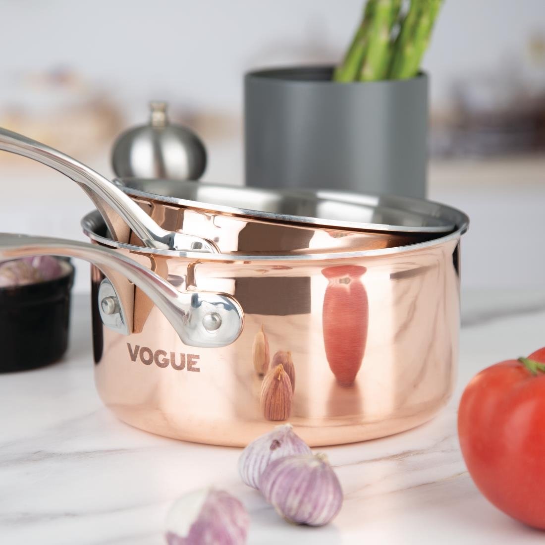 Vogue Tri Wall Copper Saucepan 160mm - CT998
