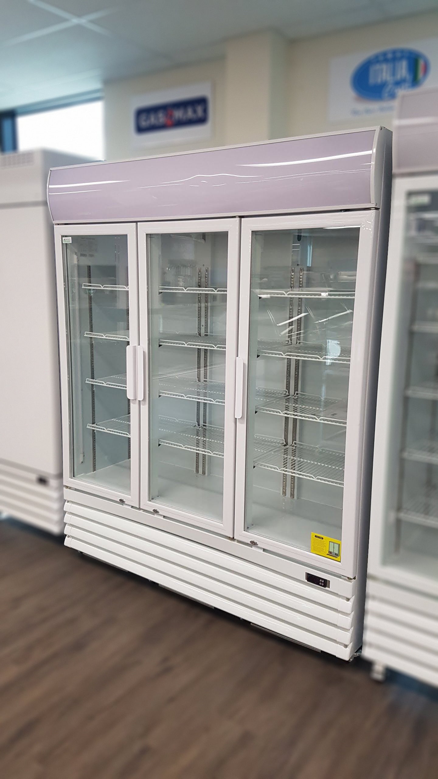 Thermaster 1200L 3 Glass Door Colourbond Upright Drink Fridge White LG-1203P