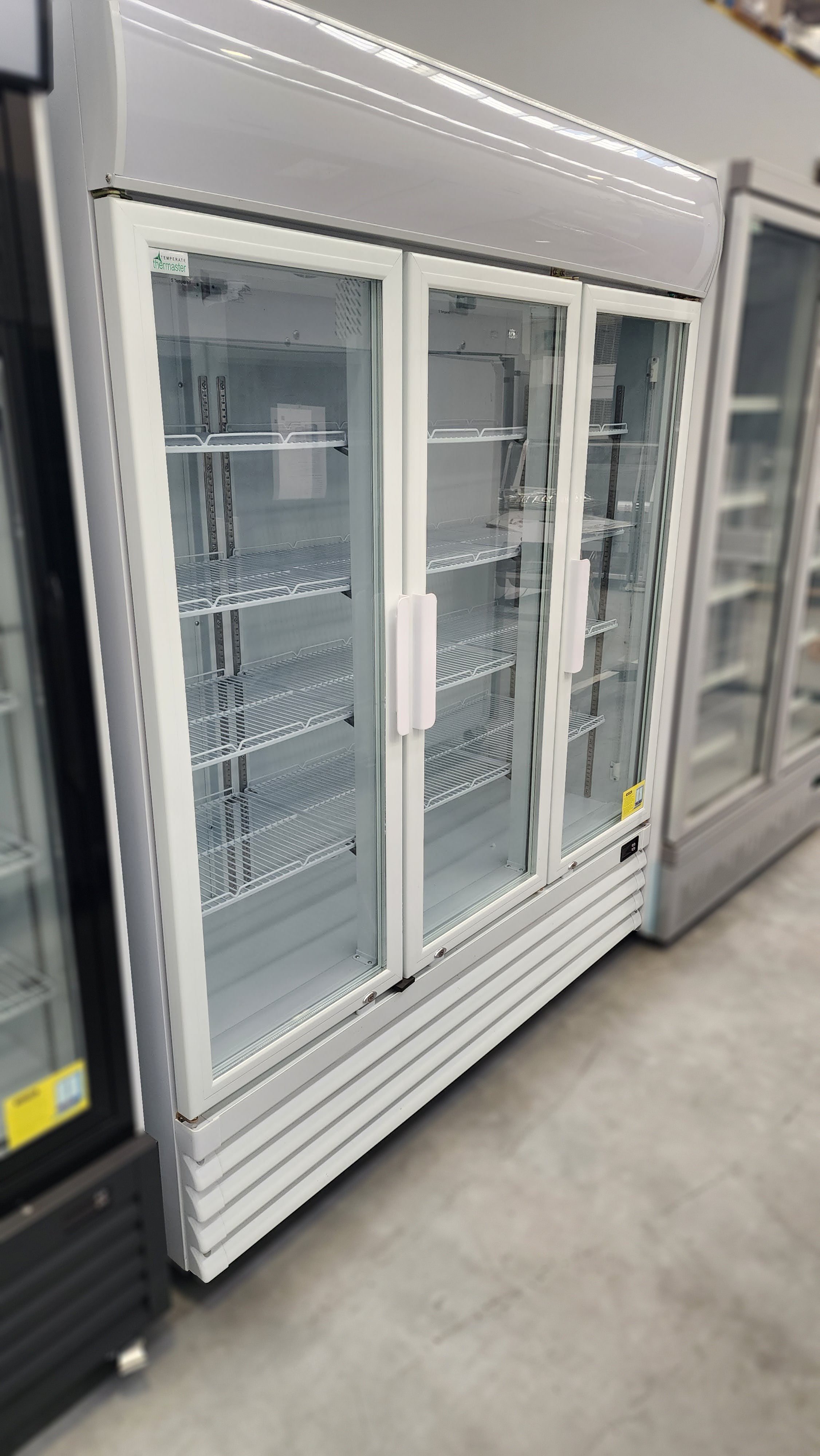 Thermaster 1200L 3 Glass Door Colourbond Upright Drink Fridge White LG-1203P