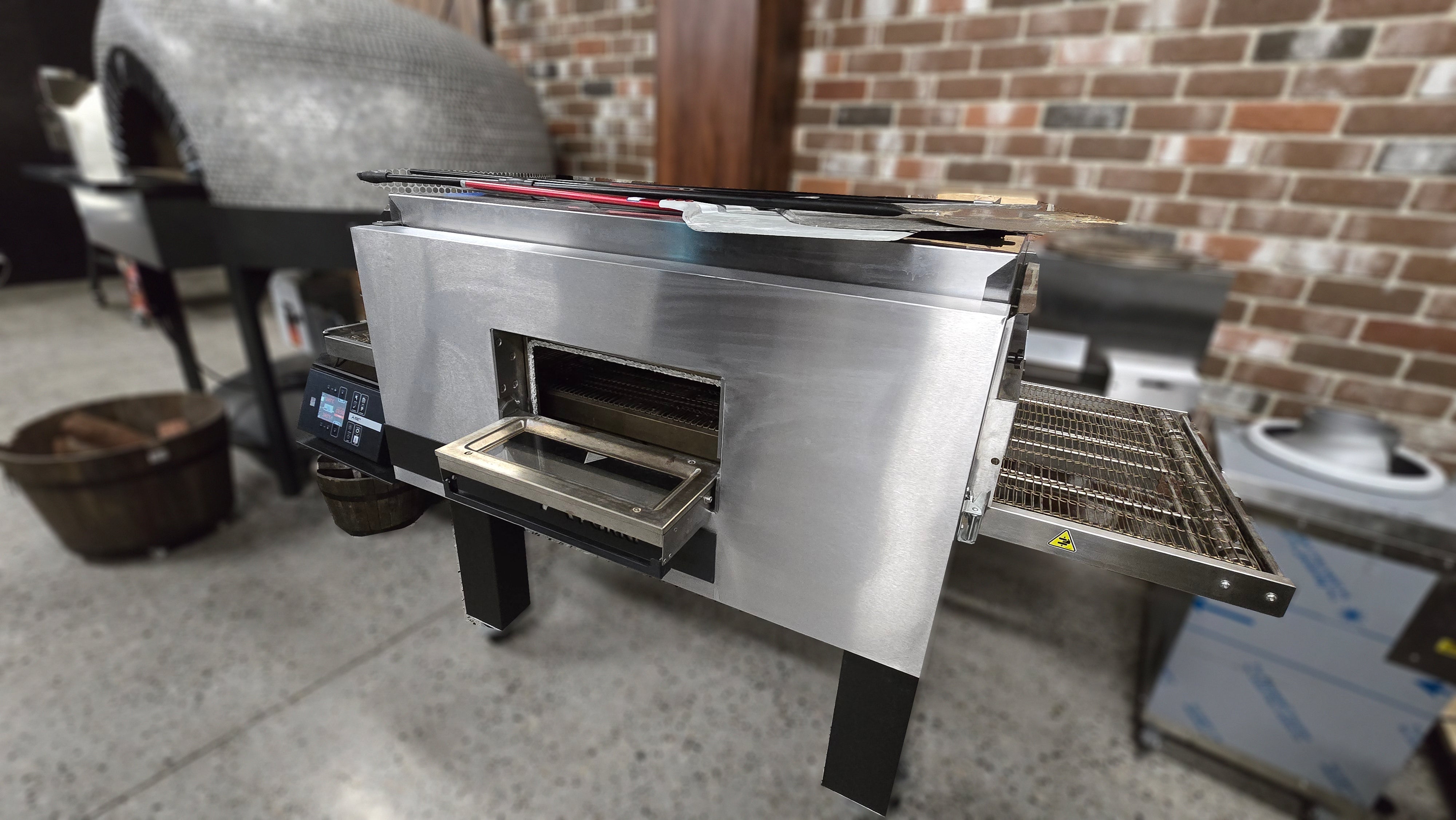 Moretti Forni TT96E Electric Conveyor Oven - TT96E