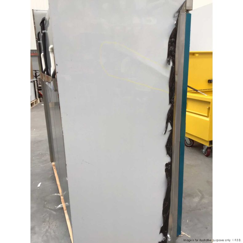 CLEARANCE - Three Door Upright Display Fridge SUCG1500