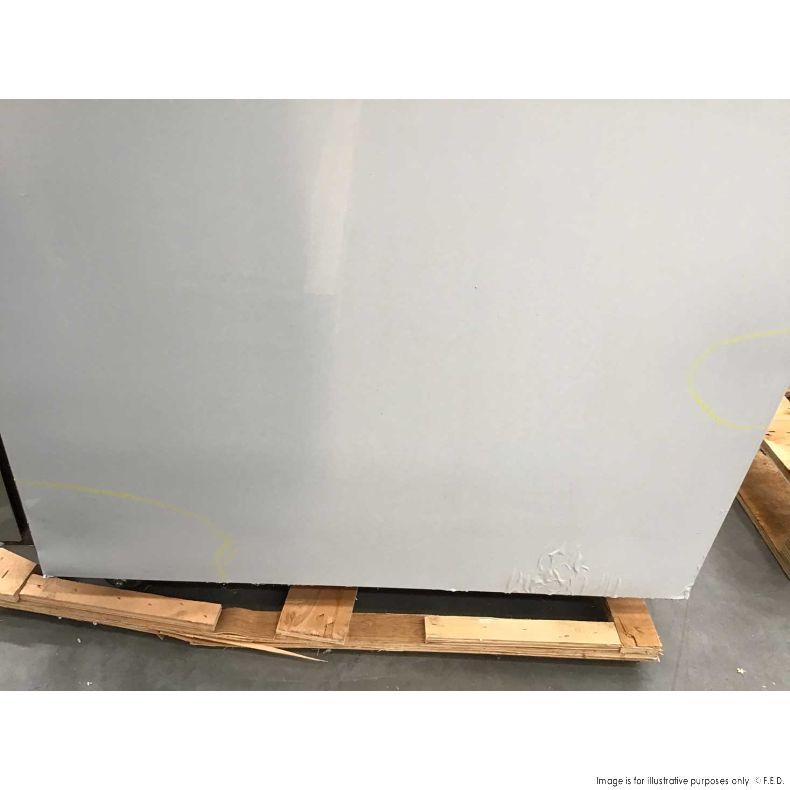 CLEARANCE - Three Door Upright Display Fridge SUCG1500