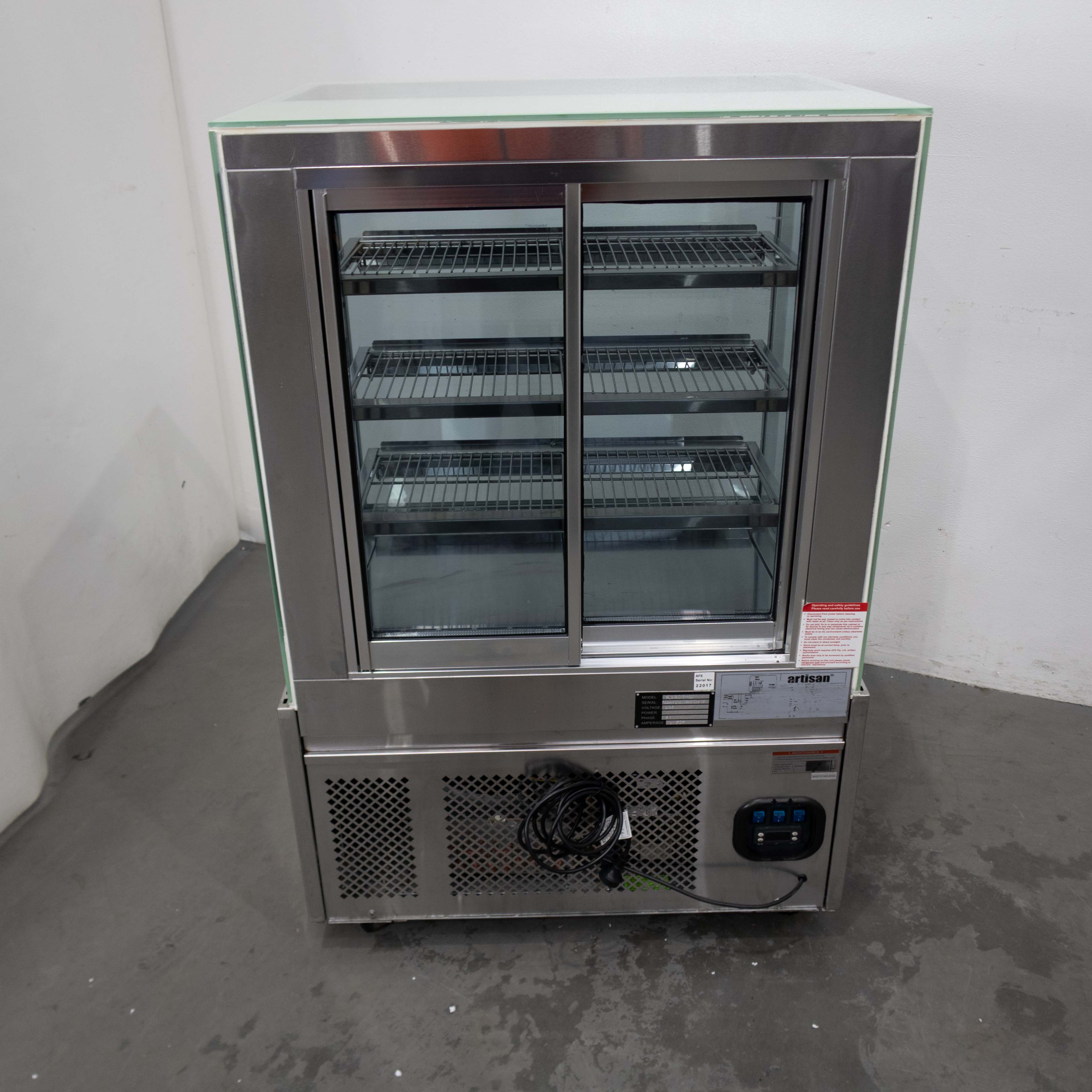Artisan M3409B Refrigerated Display - 752507