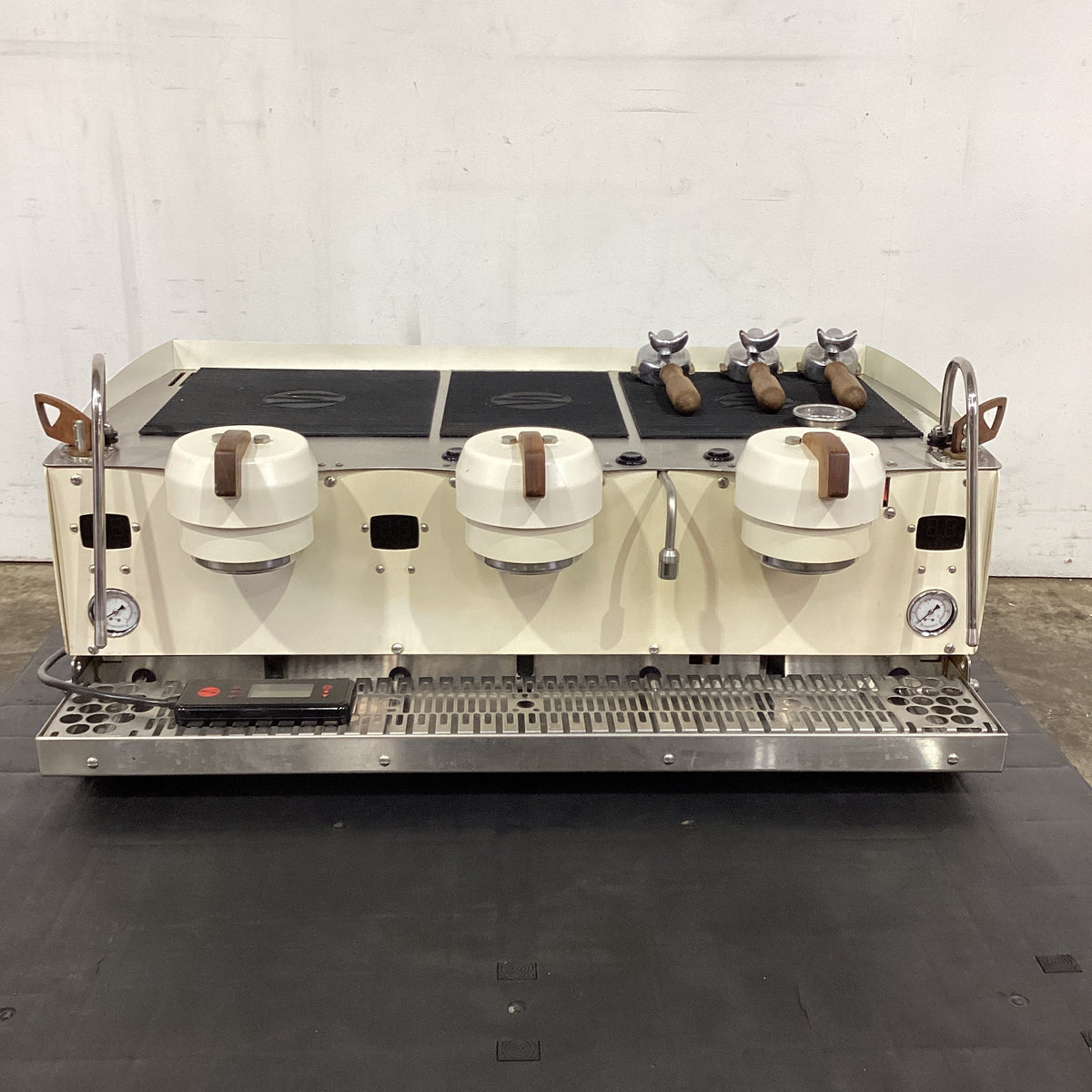 Synesso S300 S Series 3 Group Coffee Machine - 785359