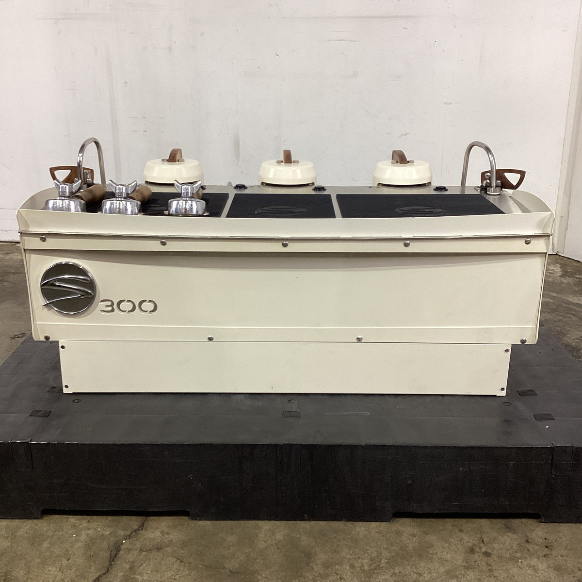 Synesso S300 S Series 3 Group Coffee Machine - 785359
