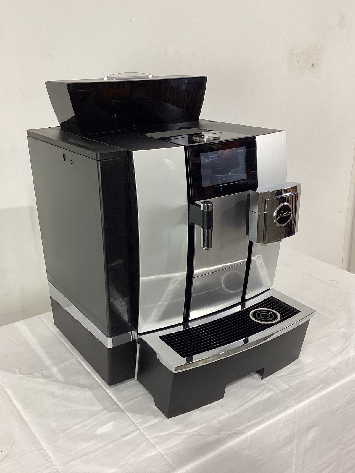 Jura Giga X3 Coffee Machine Automatic - 799205