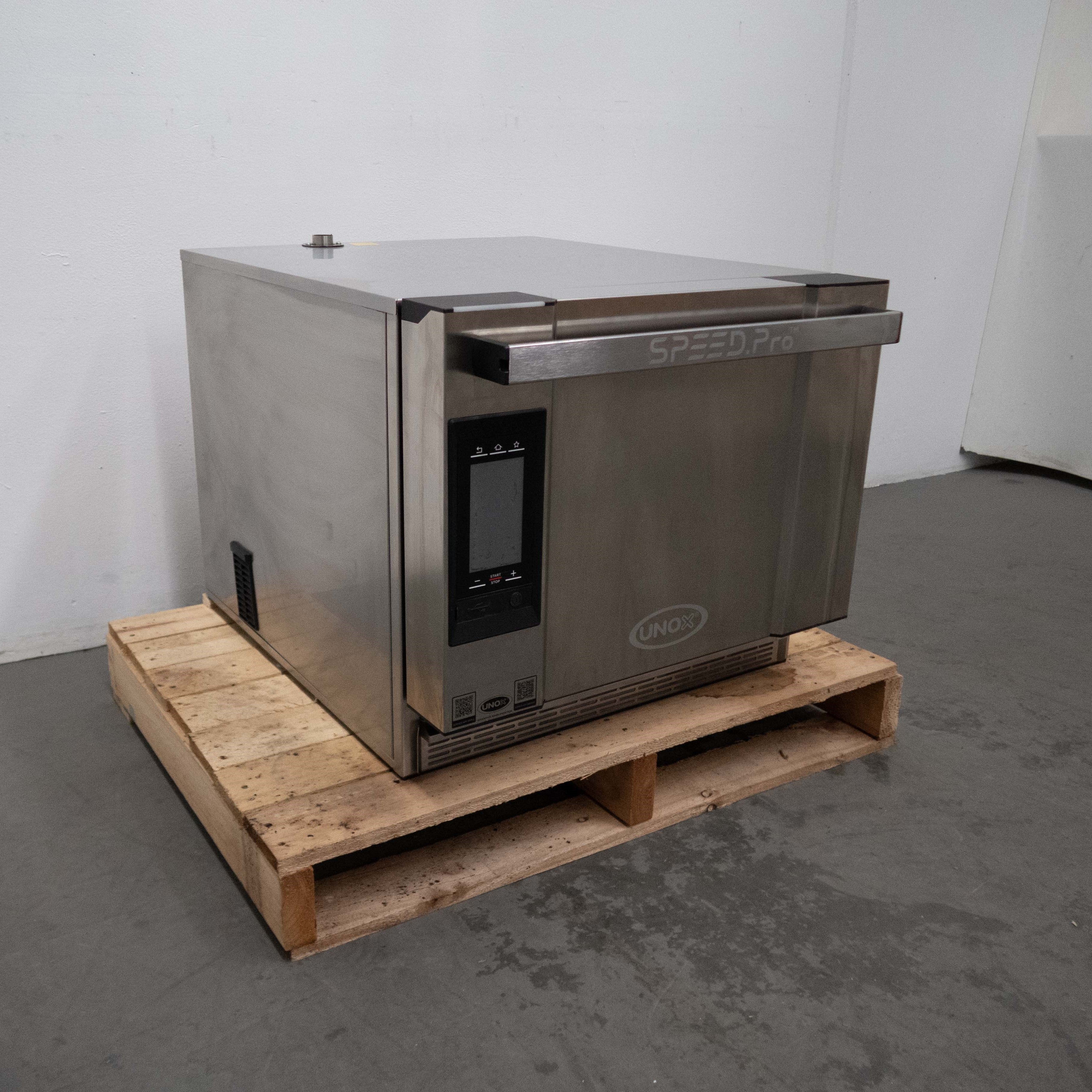 Unox XESW-03HS-EDDN Speed Oven - 801394