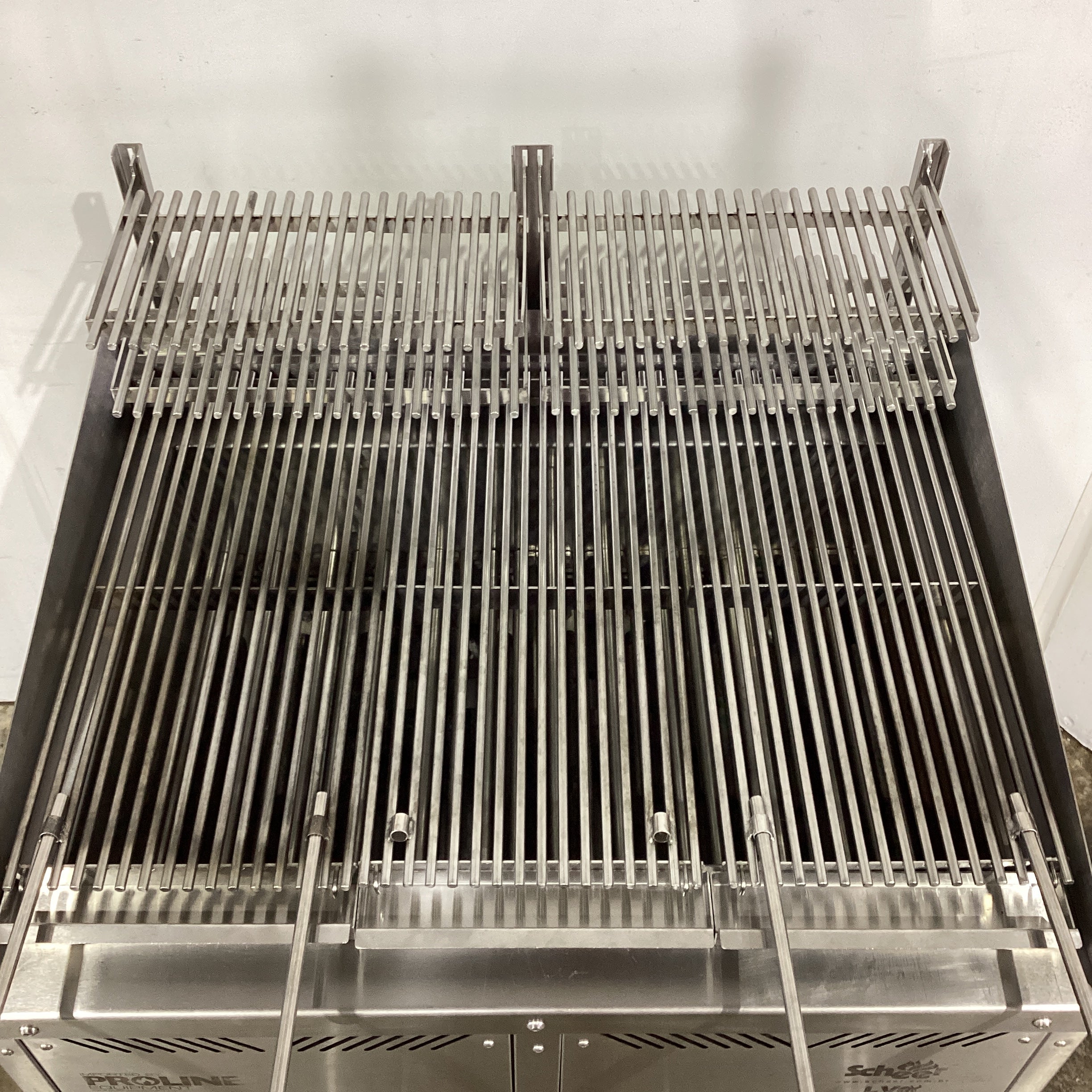 Scheer Proline LV620 Lava Rock Char Grill - 809330