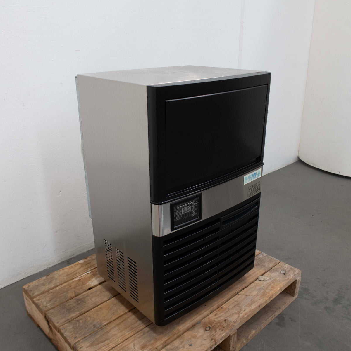Blizzard SN-80P Ice Machine - 815257