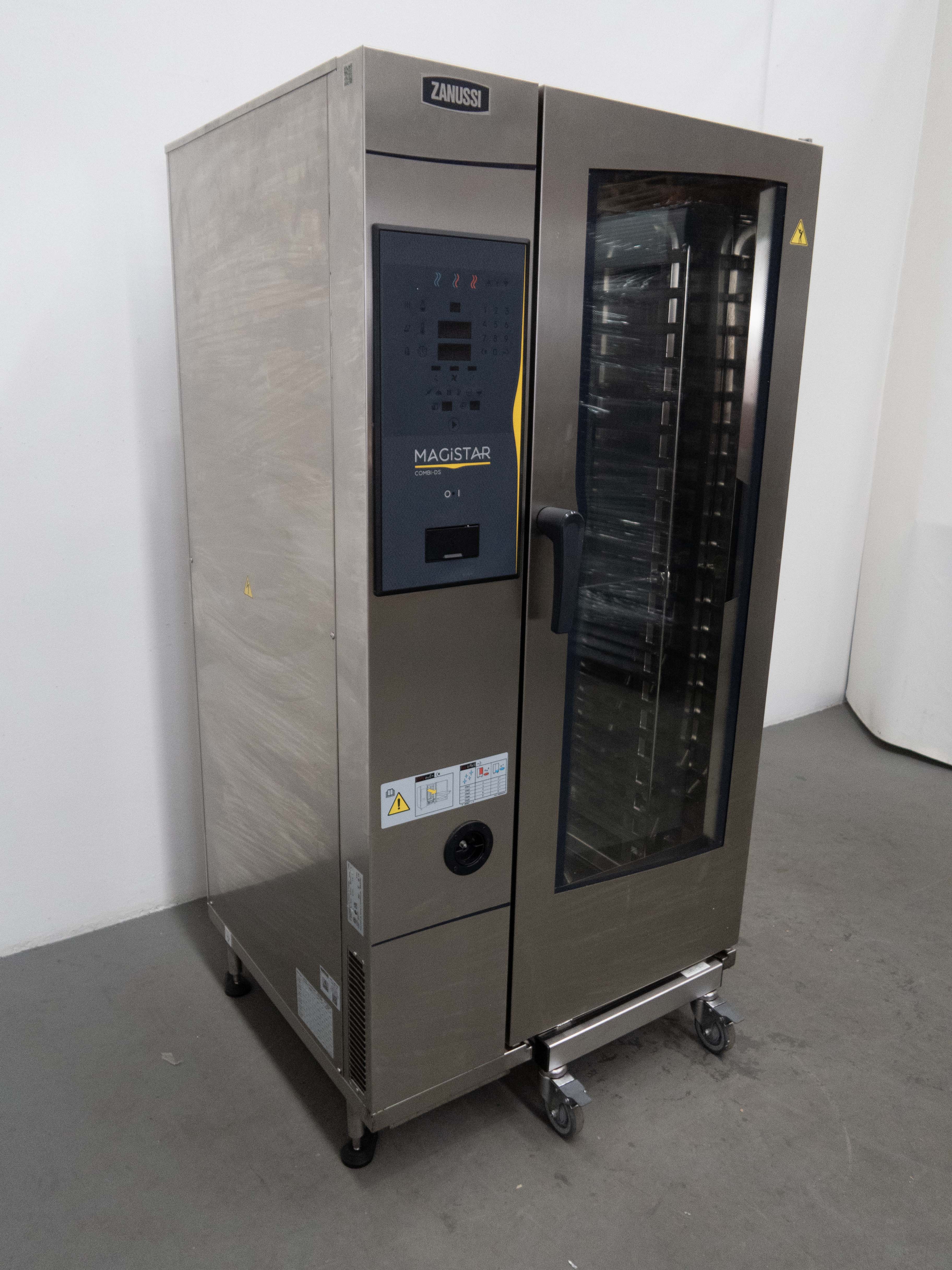 Zanussi ZCOE201B250 Combi Oven - 829279