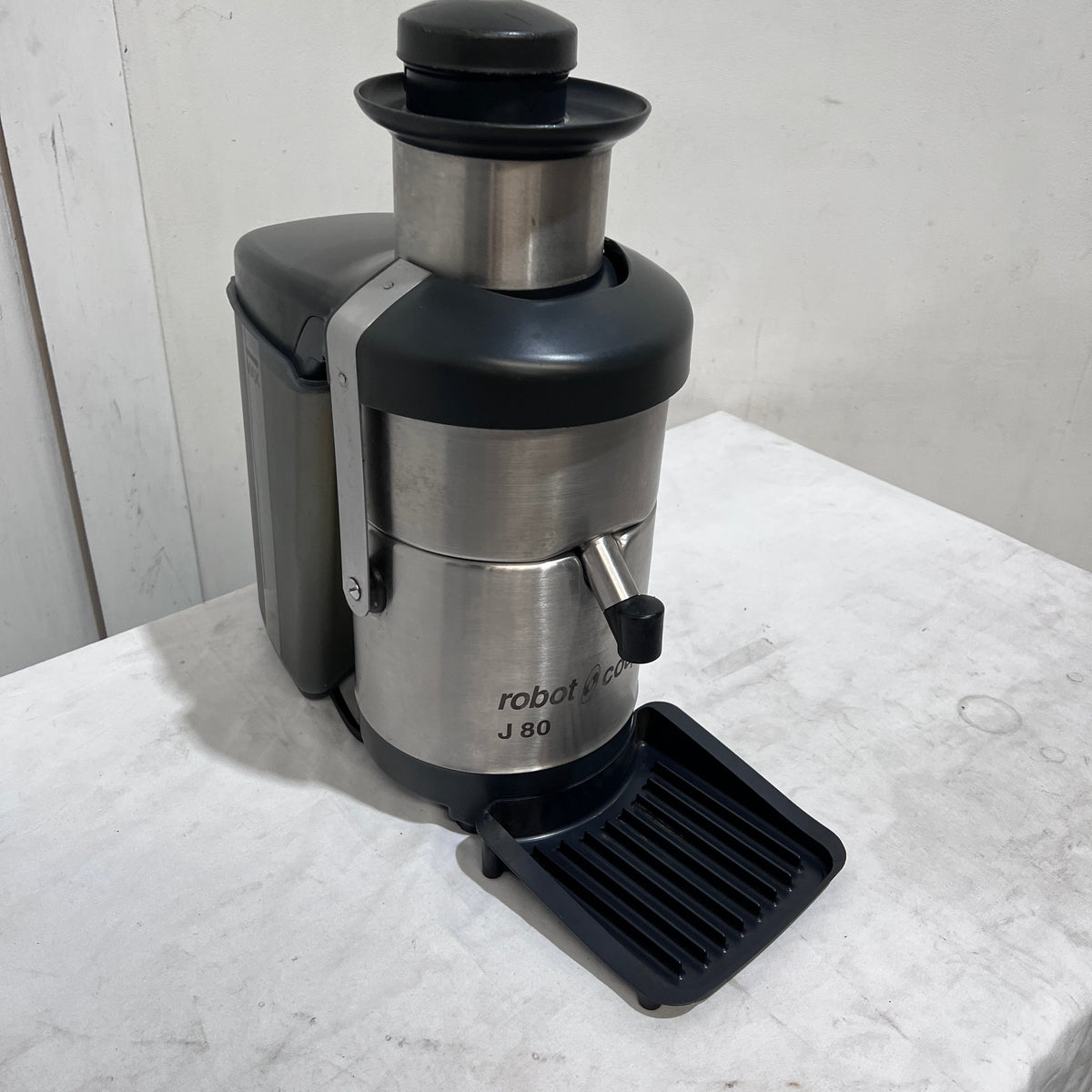 Robot Coupe J80 Automatic Juice Extractor - 831420