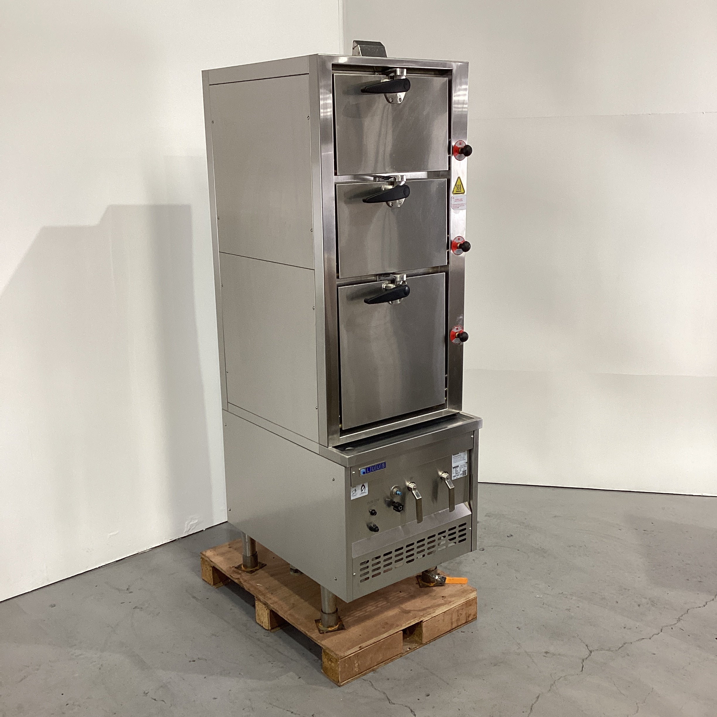 LUUS SCM-60 Steam Cabinet - 843384