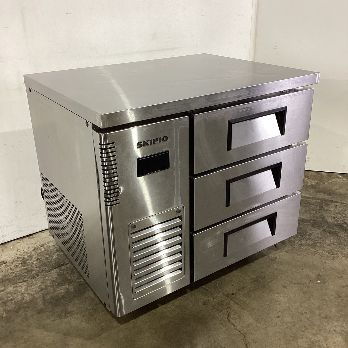 Skipio SUF9-3D-3 Undercounter Freezer - 845962