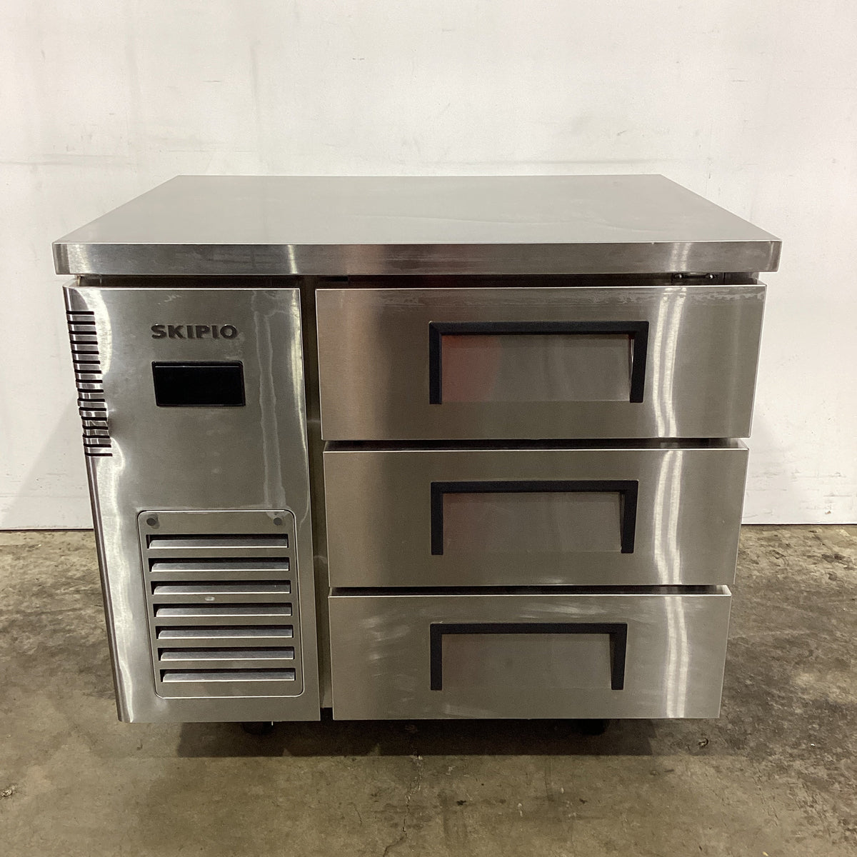 Skipio SUF9-3D-3 Undercounter Freezer - 845962