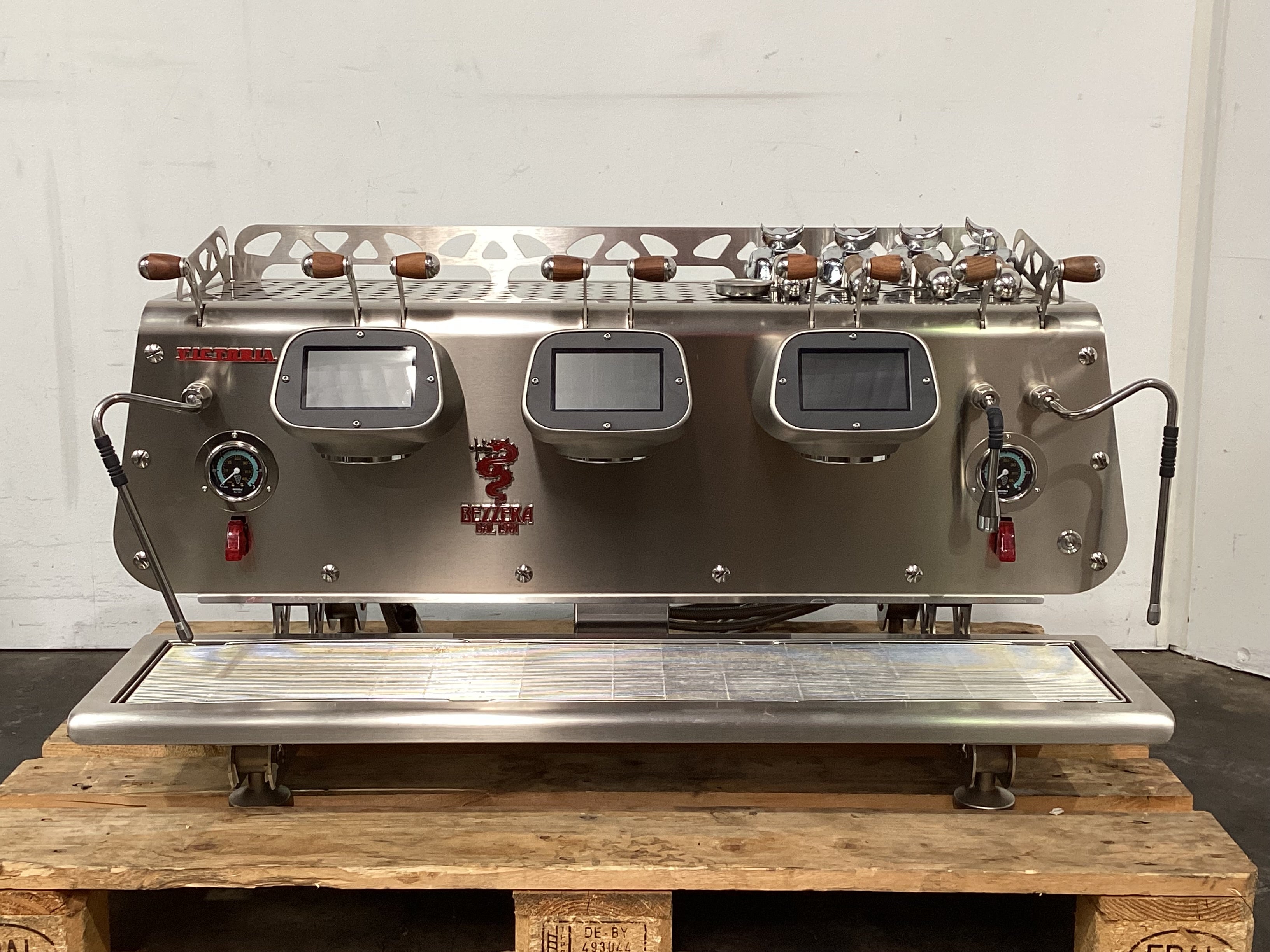 Bezzera Victoria De Brewing Profile 3 Group Coffee Machine - 847922