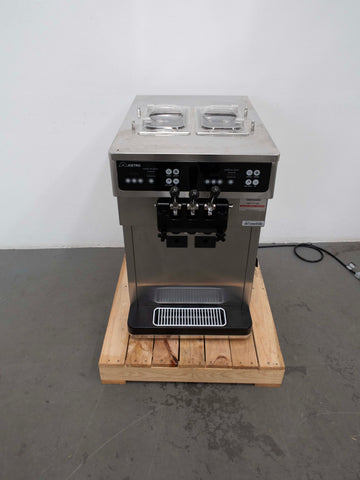 Icetro ISI-163TT Countertop Soft Serve Machine - 859049
