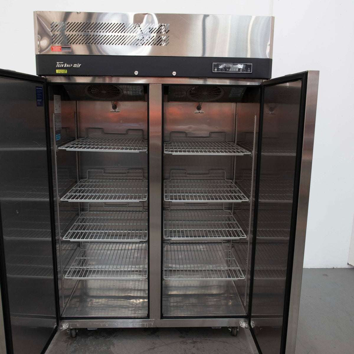 Turbo Air KRF45-2H-N Upright Fridge/Freezer - 862954
