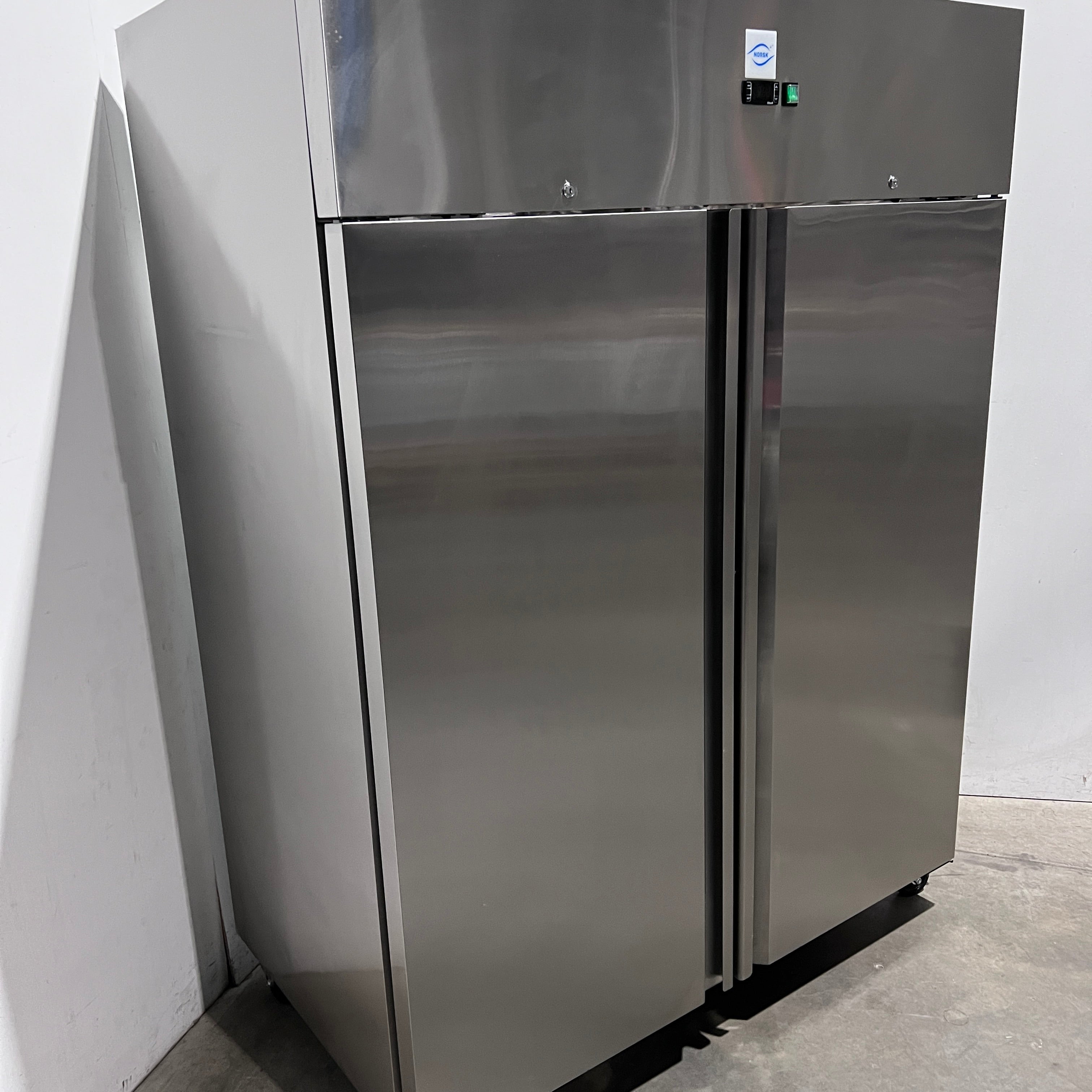 Norsk NSK-1410BT Upright Freezer - 864334