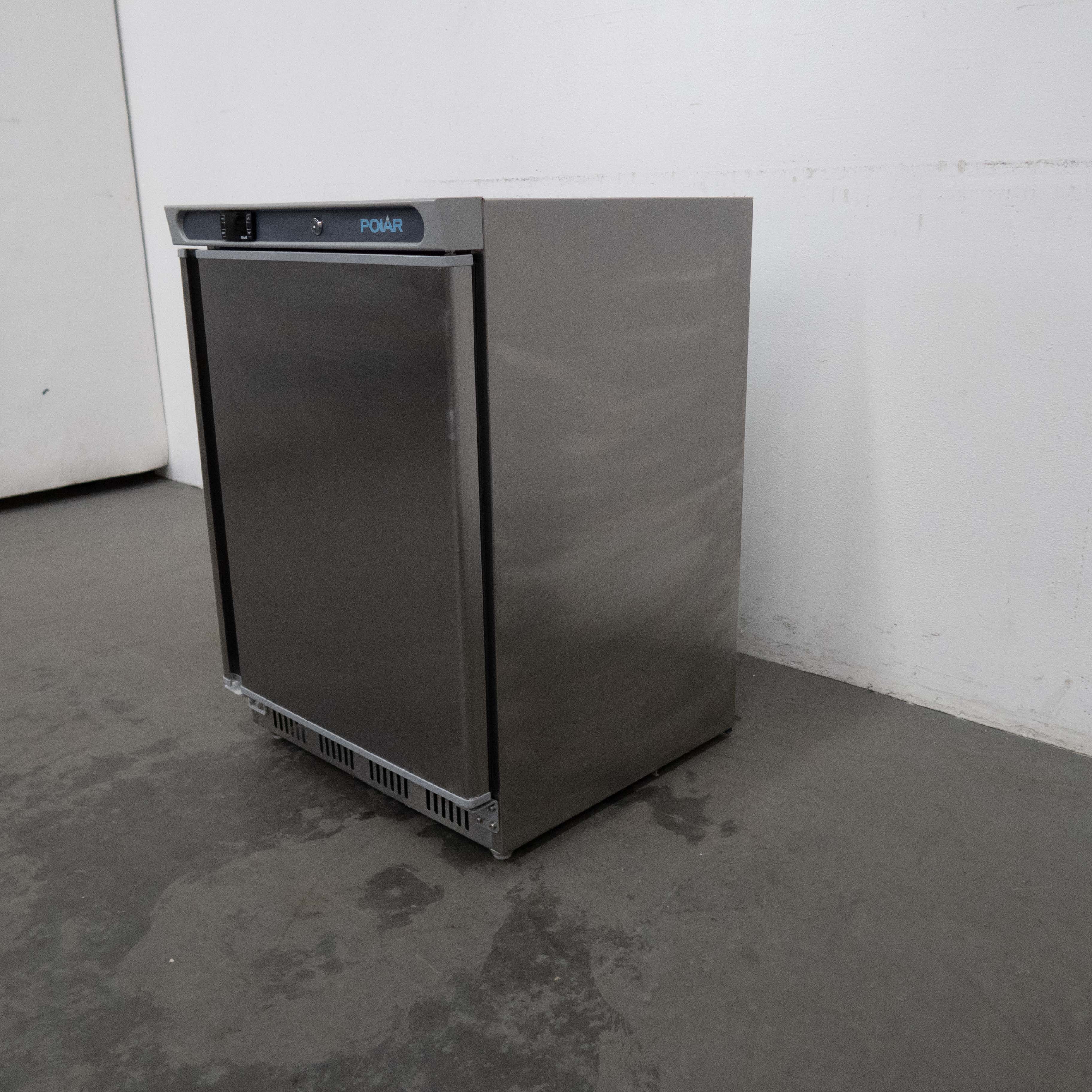 Polar CD081-A-02 Undercounter Bench Freezer - 865881