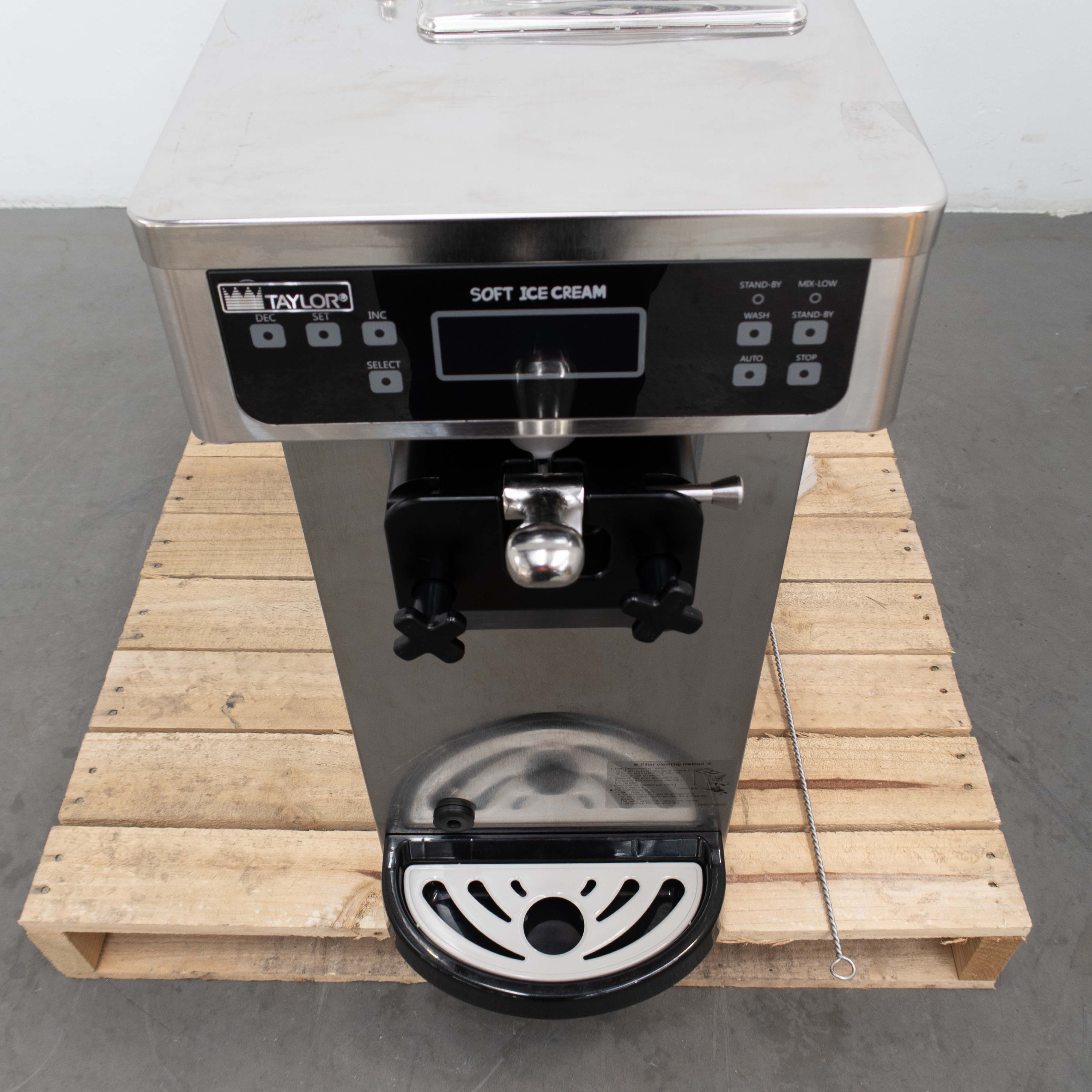 Icetro ISI-161TH Soft Serve Machine - 866270