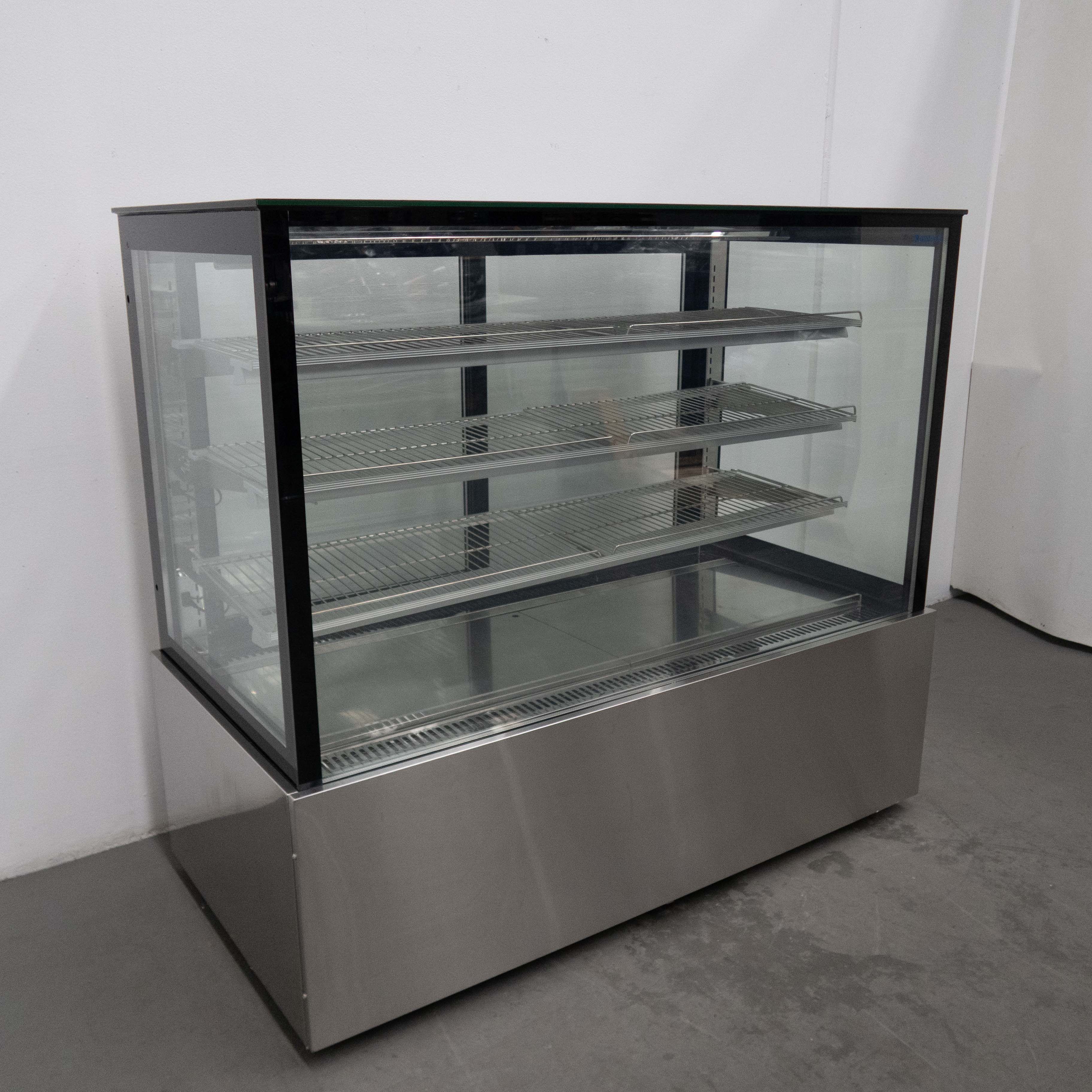 Bonvue SL850V Chilled Food Cake Display - 867242