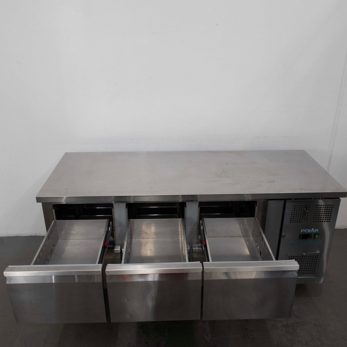 Polar DA548-A 6 Drawer Counter Fridge - 867684