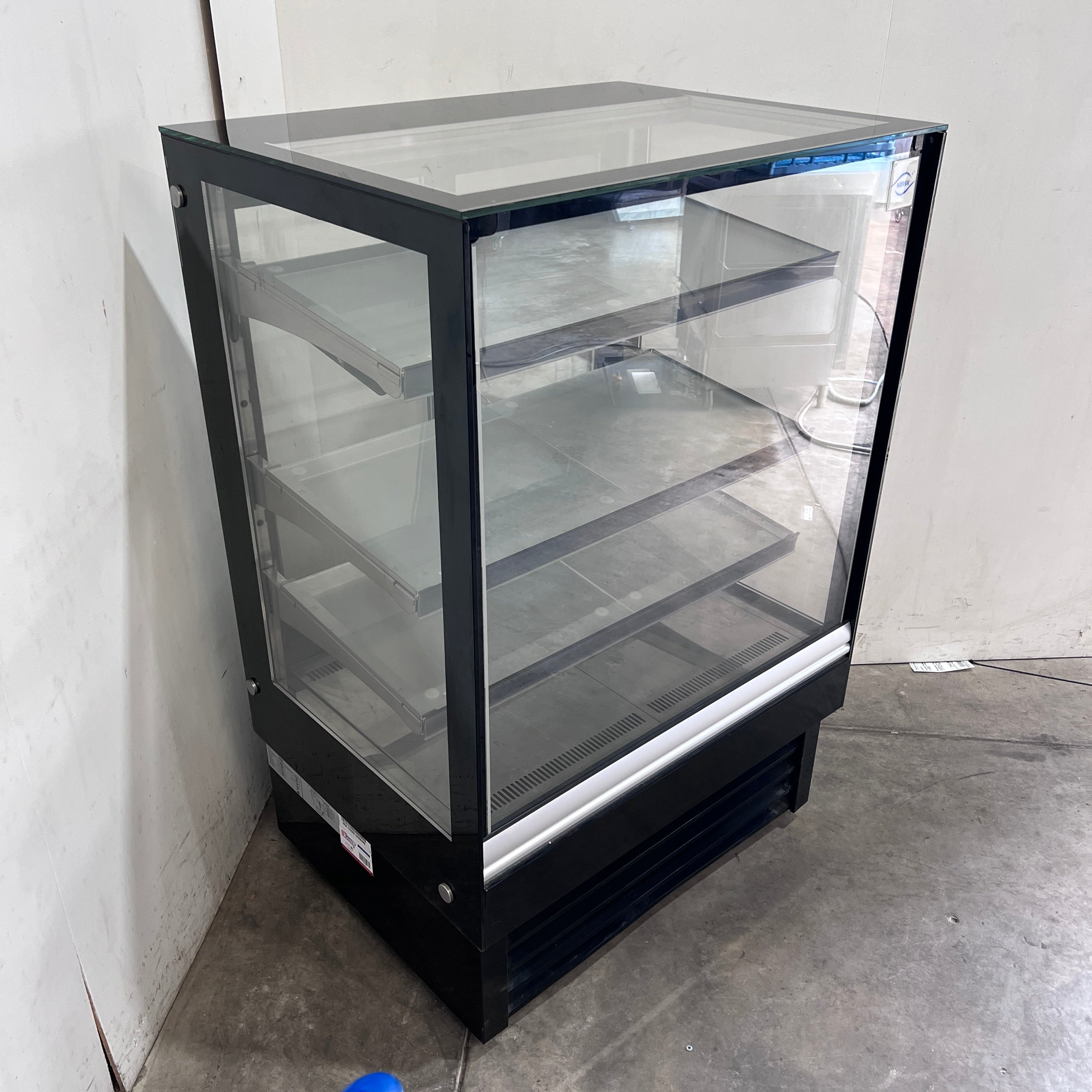 Norsk NSK-CD900 Cold Food Display - 871480