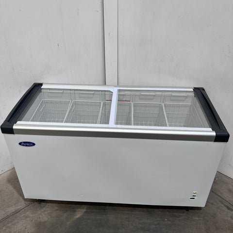 Atosa SD-520P Flat Glass Top Chest Freezer - 871697