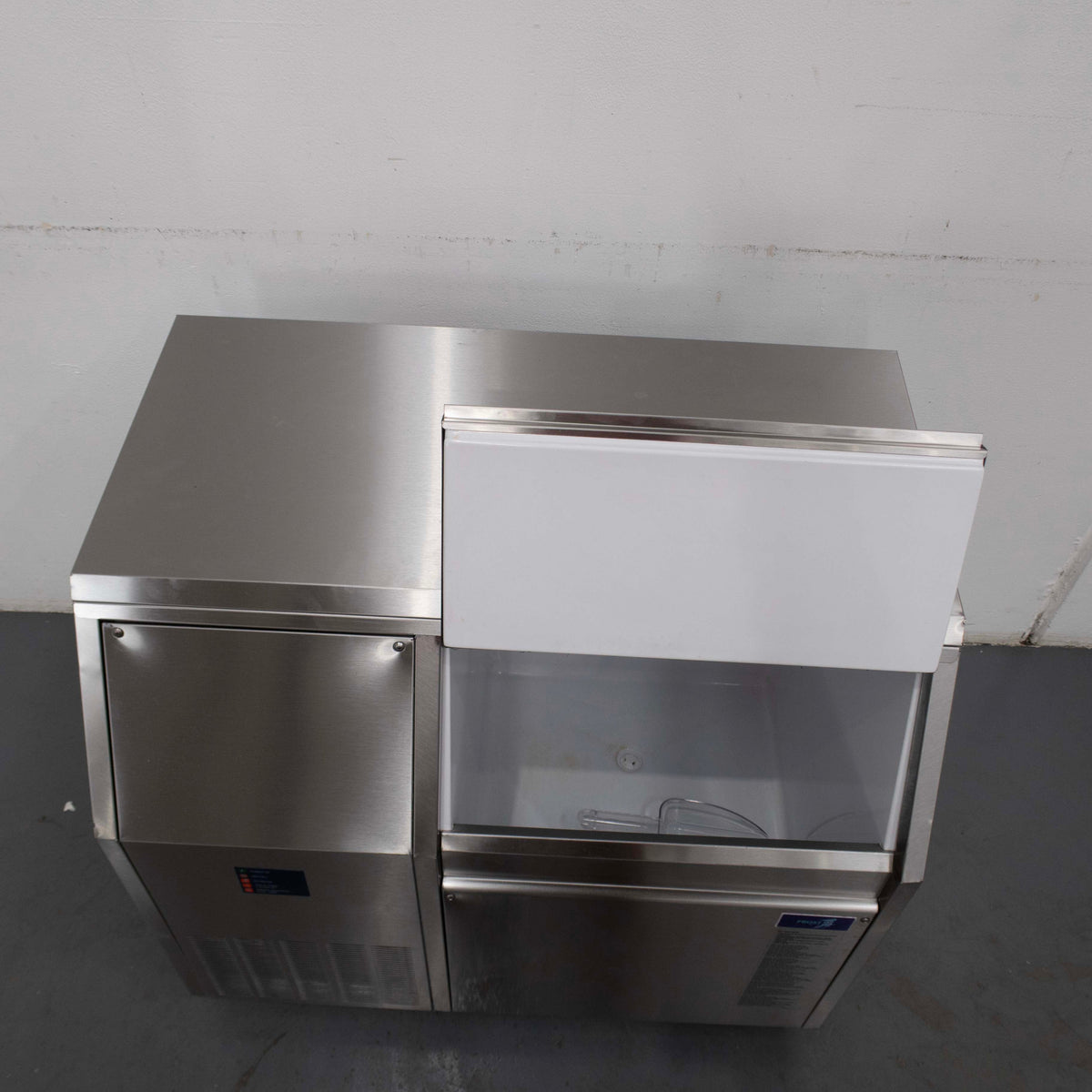 Frostline FM120 Ice Flaker - 876481