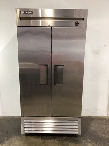 True Refrigeration T-35F Upright Freezer - 877903