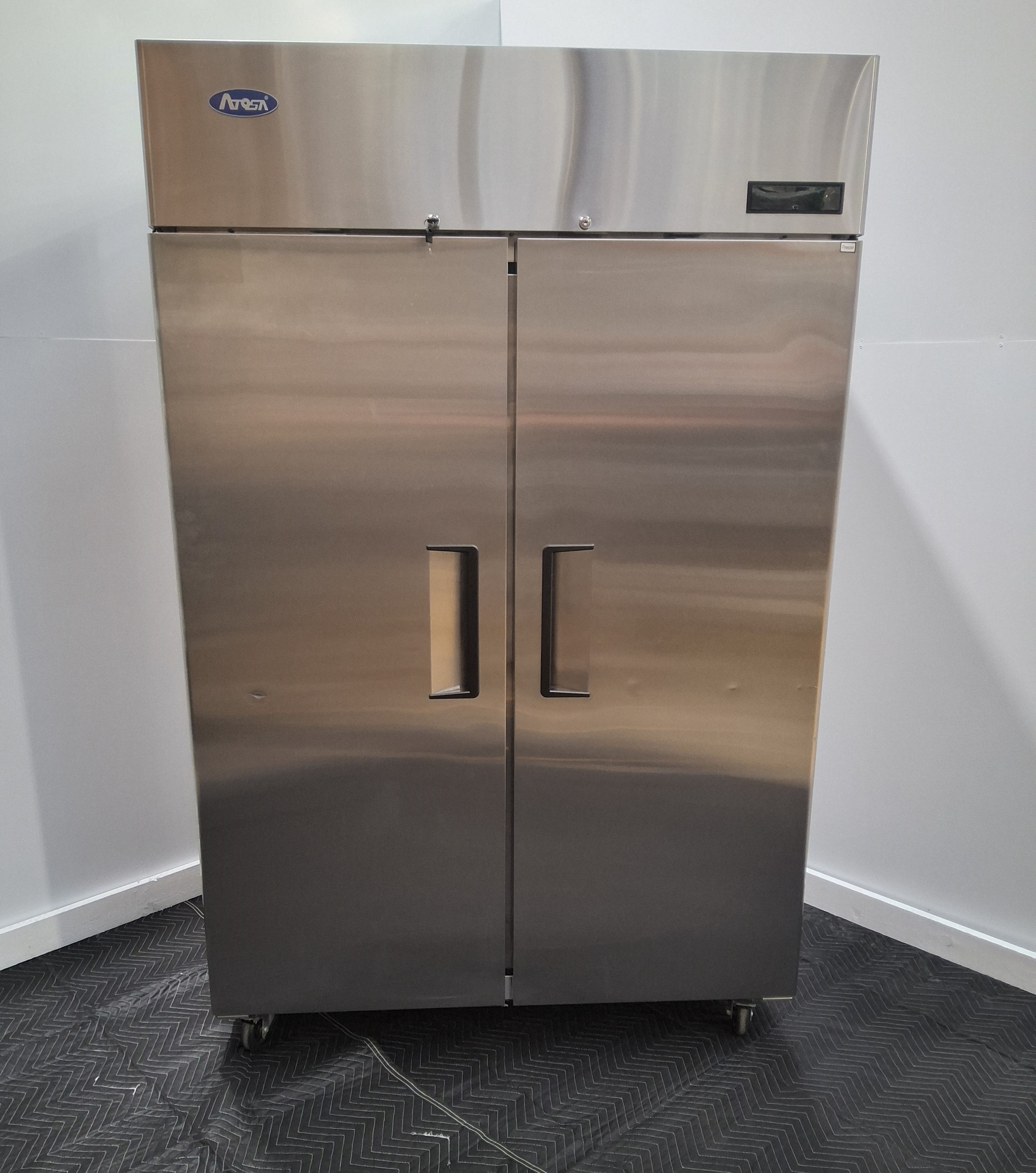 Atosa MBF8002GR Upright Freezer - 880678