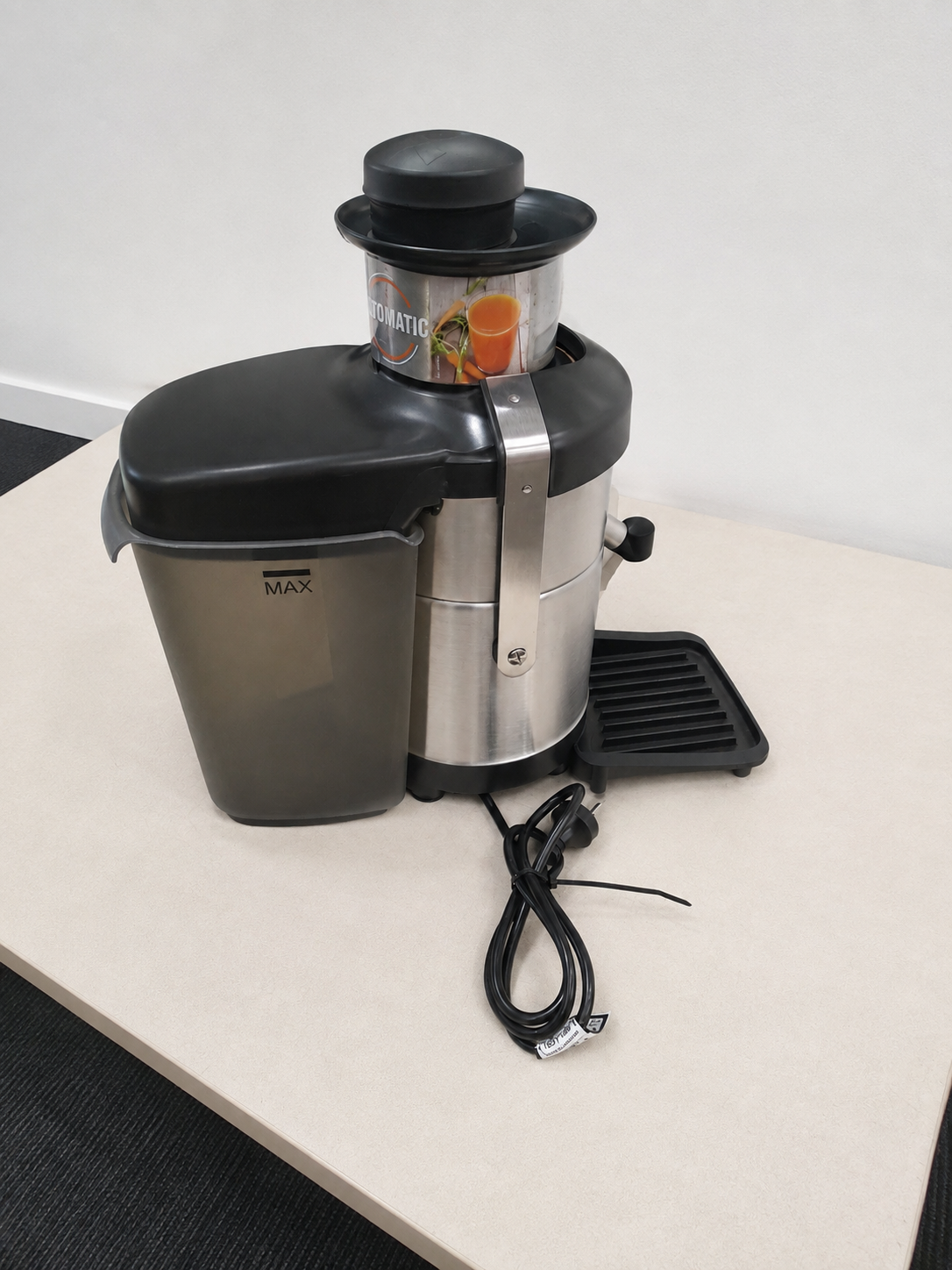 Robot Coupe J80 Juicer - 881592