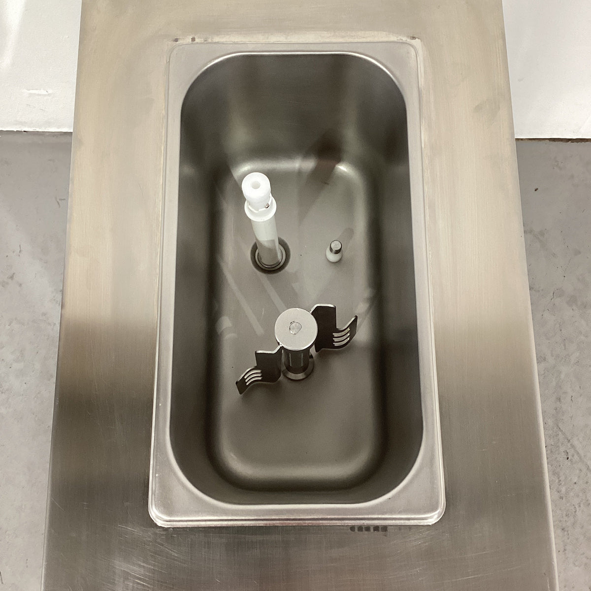 Mama Mia M-50 Soft Serve Machine - 884752
