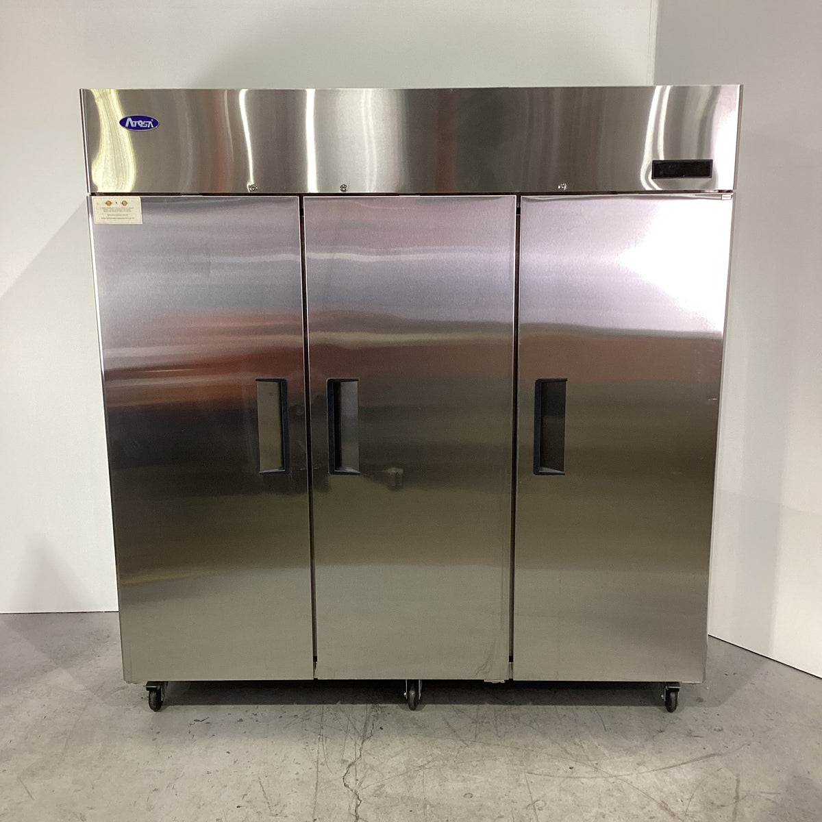 Atosa MBF8006GR Upright Fridge - 889081