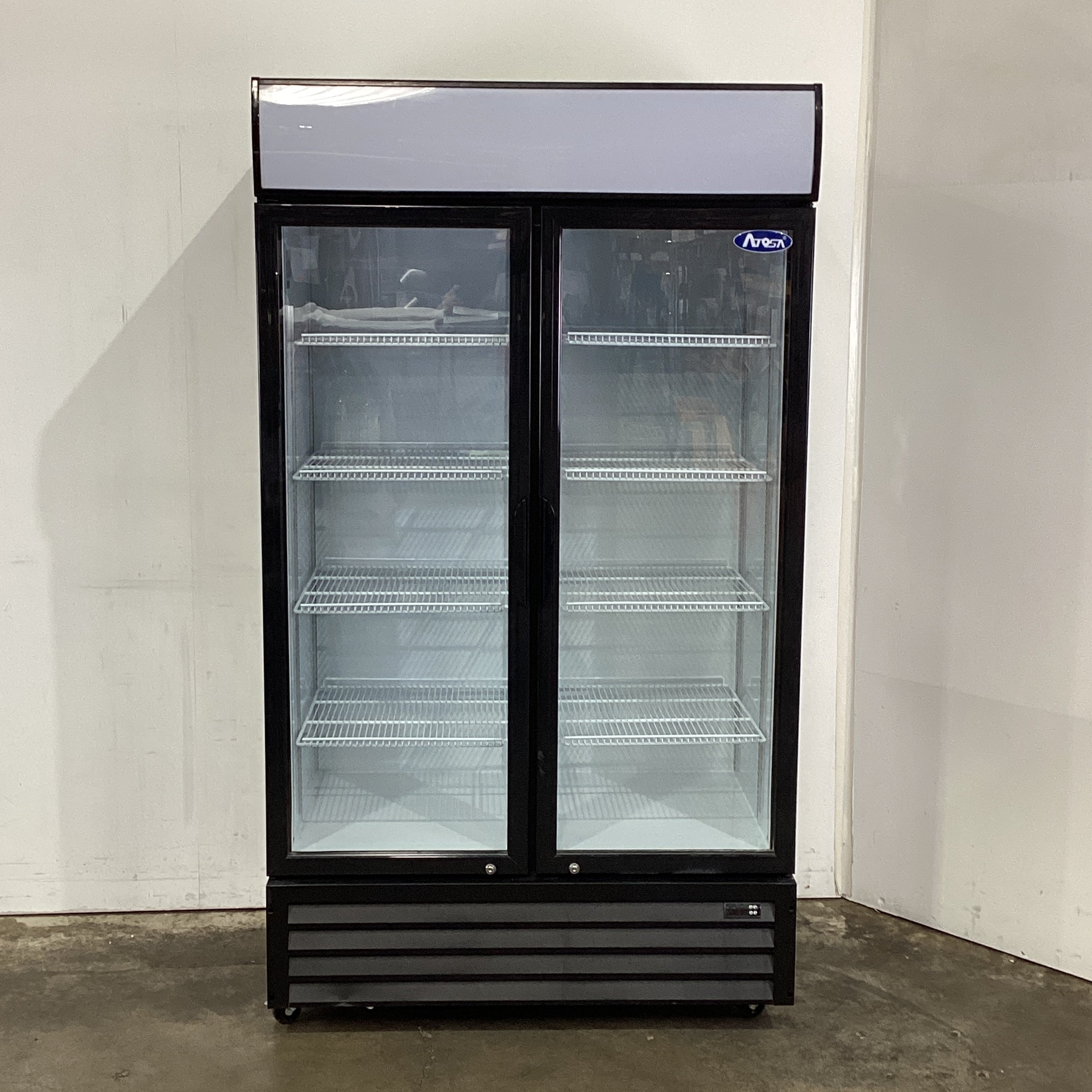 Atosa P1000WB Upright Fridge - 890490
