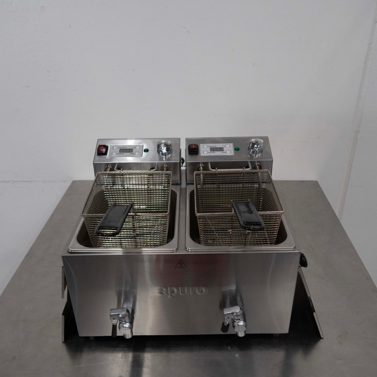 Apuro FC375-A Fryer - 891056