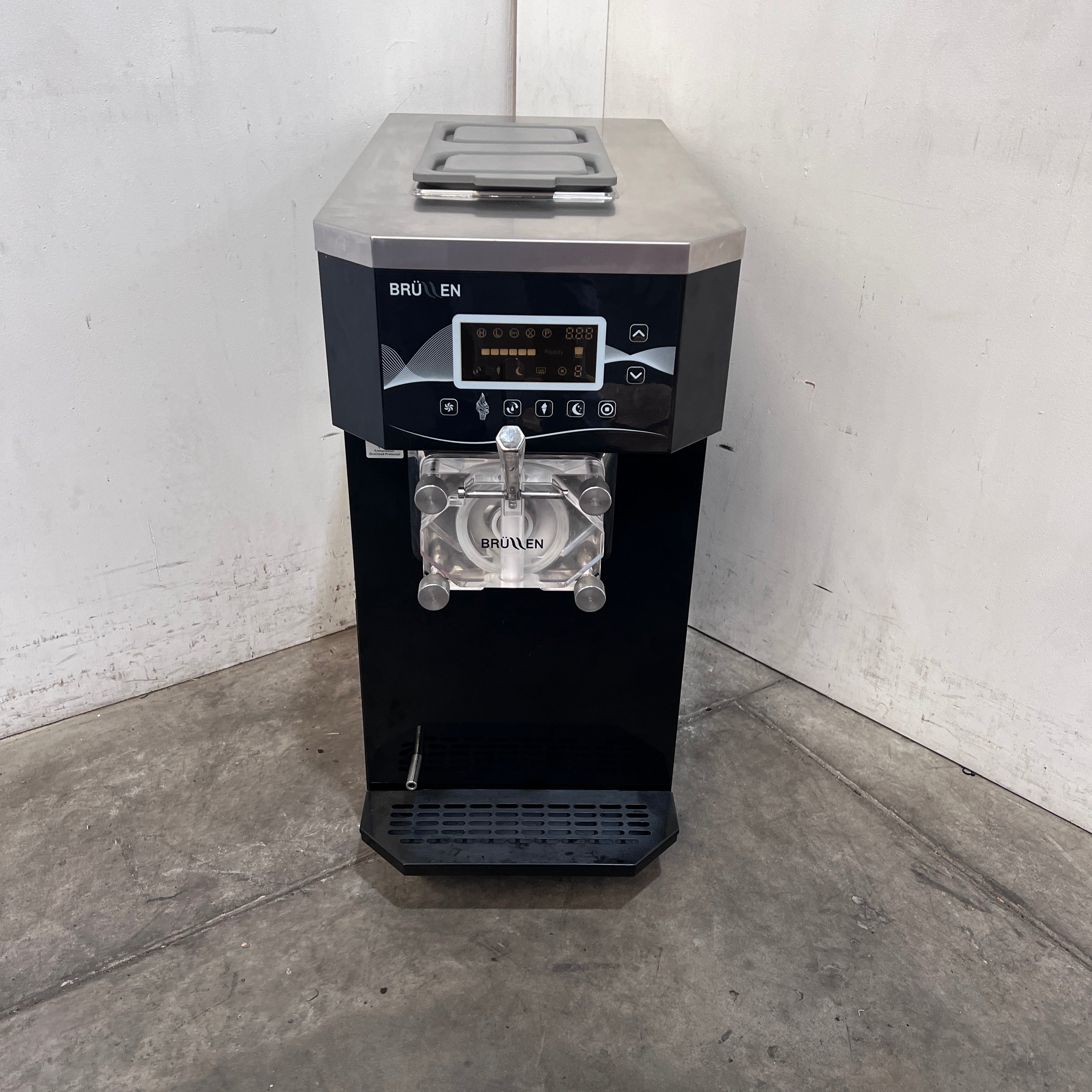 Brullen I91 Pro Gravity Feed Ice Cream Machine - 894475