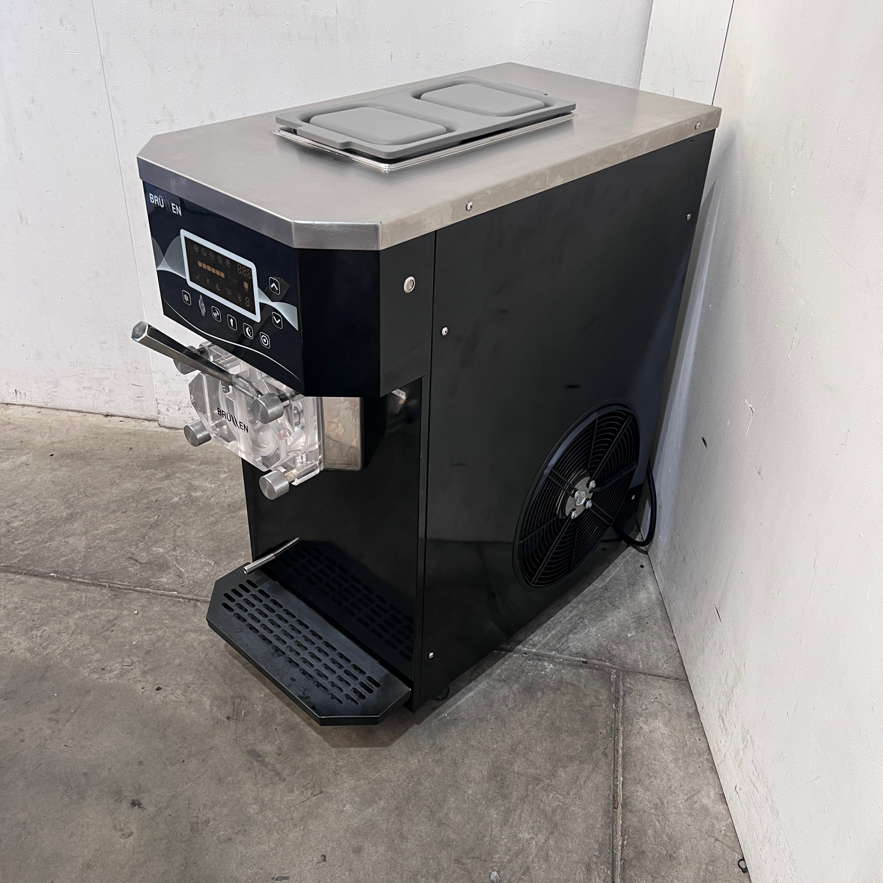 Brullen I91 Pro Gravity Feed Ice Cream Machine - 894475