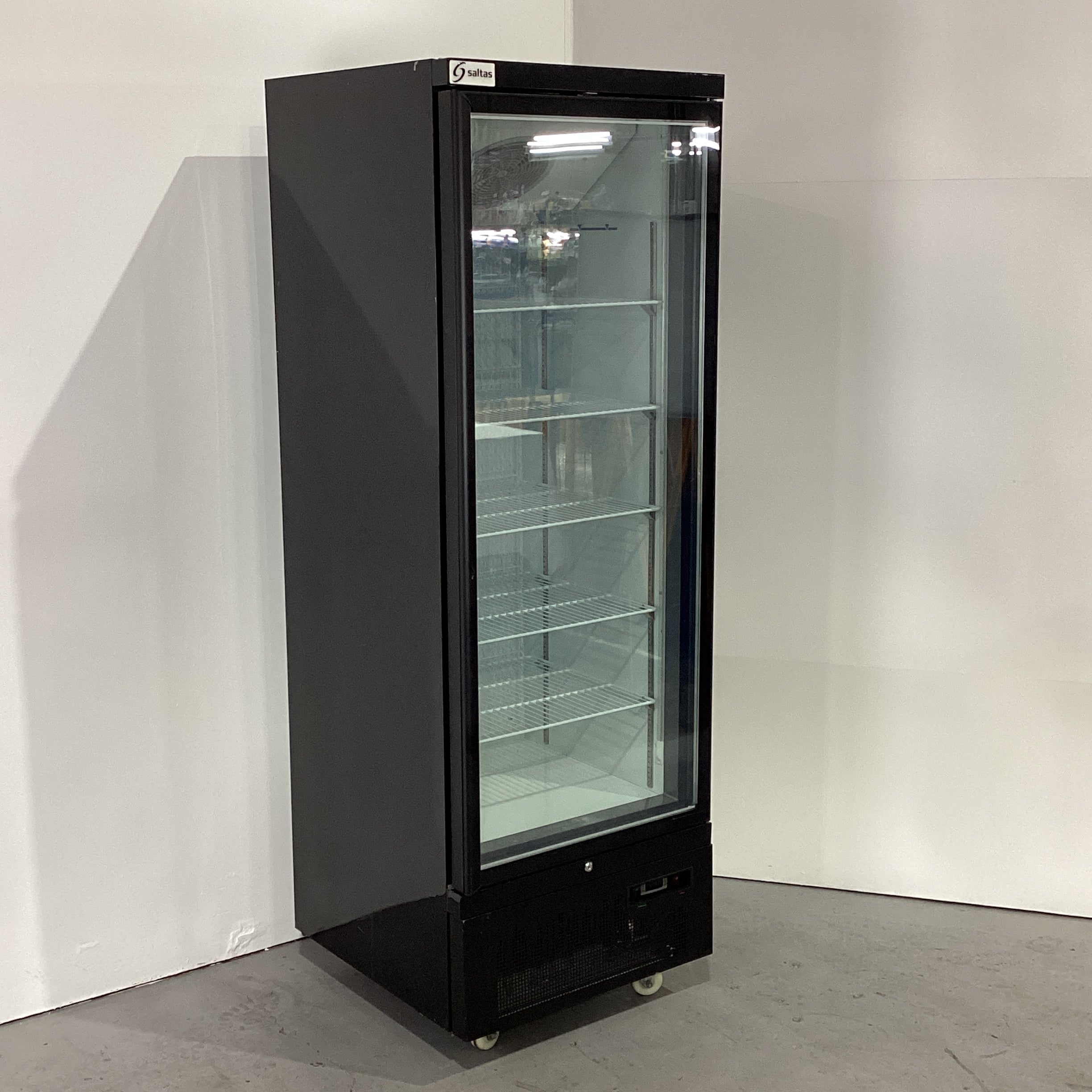 Saltas QNDA2625 Upright Display Freezer - 895359