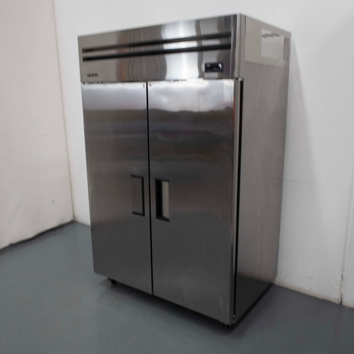 Skipio SRT45-2 Upright Fridge - 895785