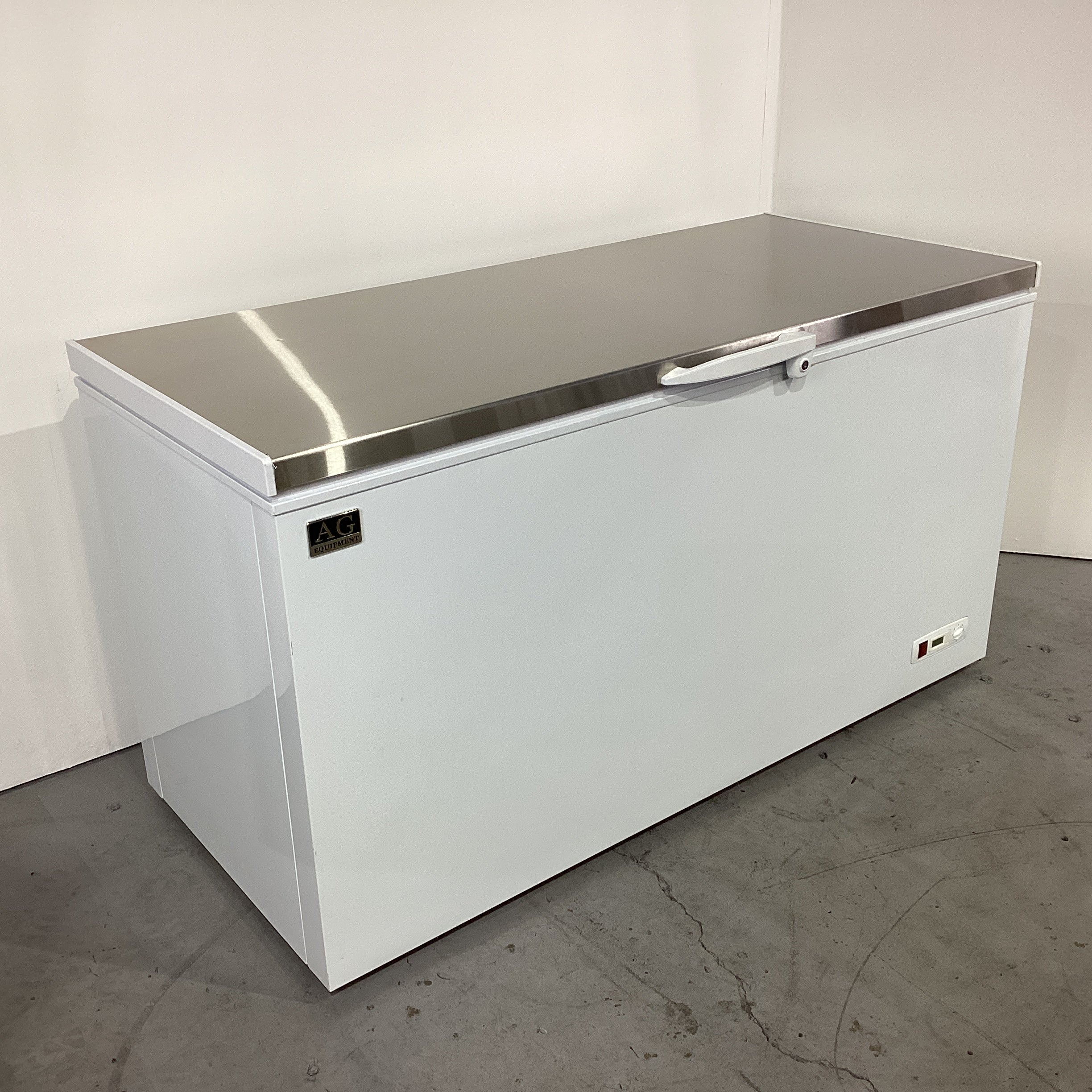 AG Equipment BD550S Chest Freezer - 900037