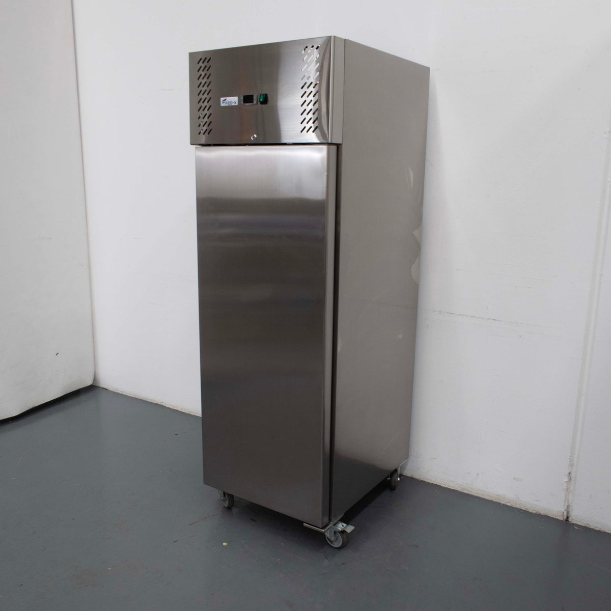 FED-X XURC600SFV Upright Fridge - 903889